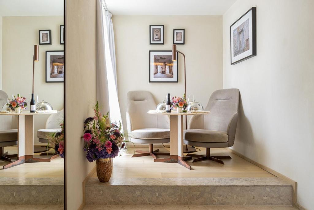 Suite with Terrace (Non Smoking)