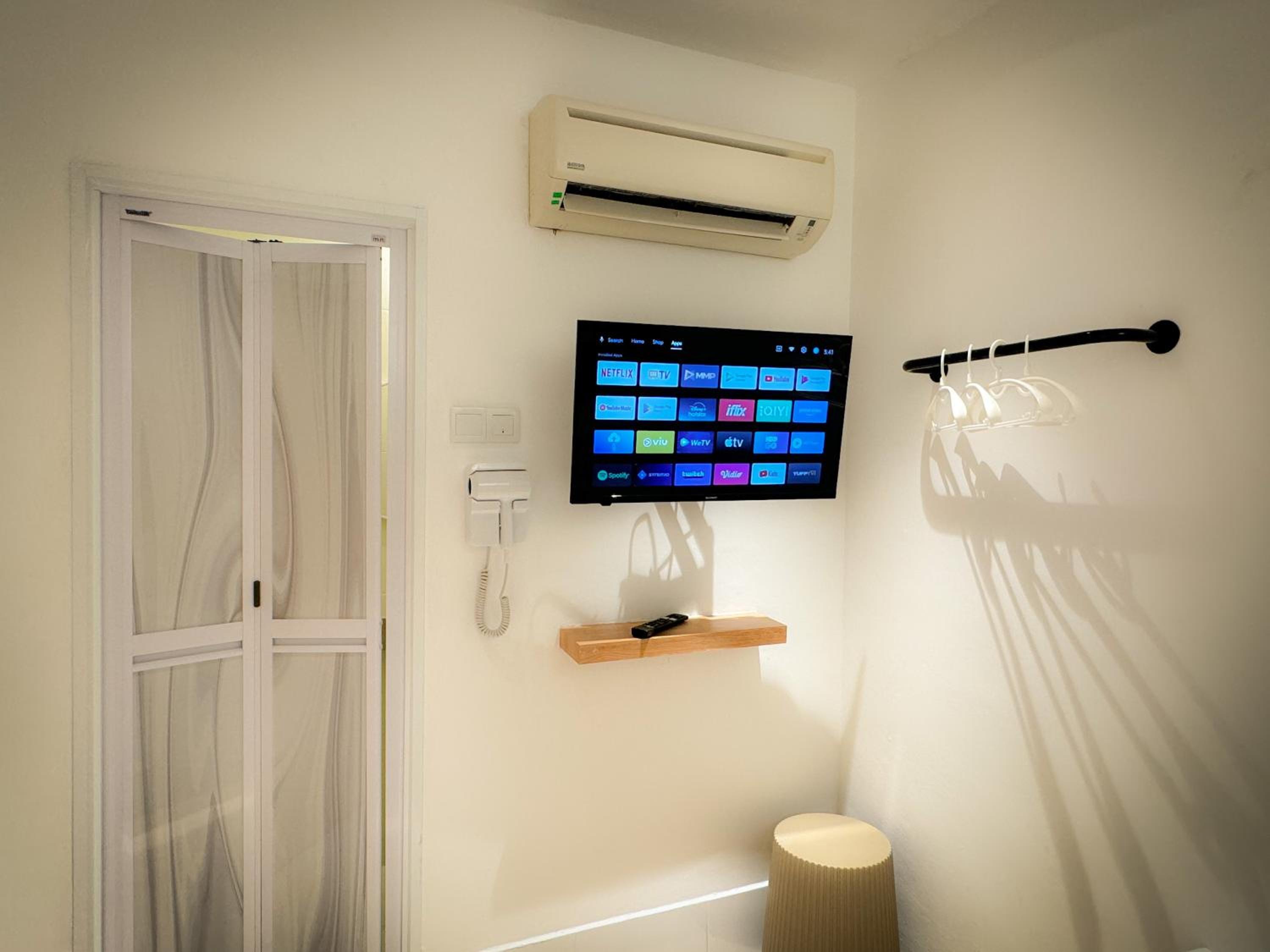 Standard Room photo 3