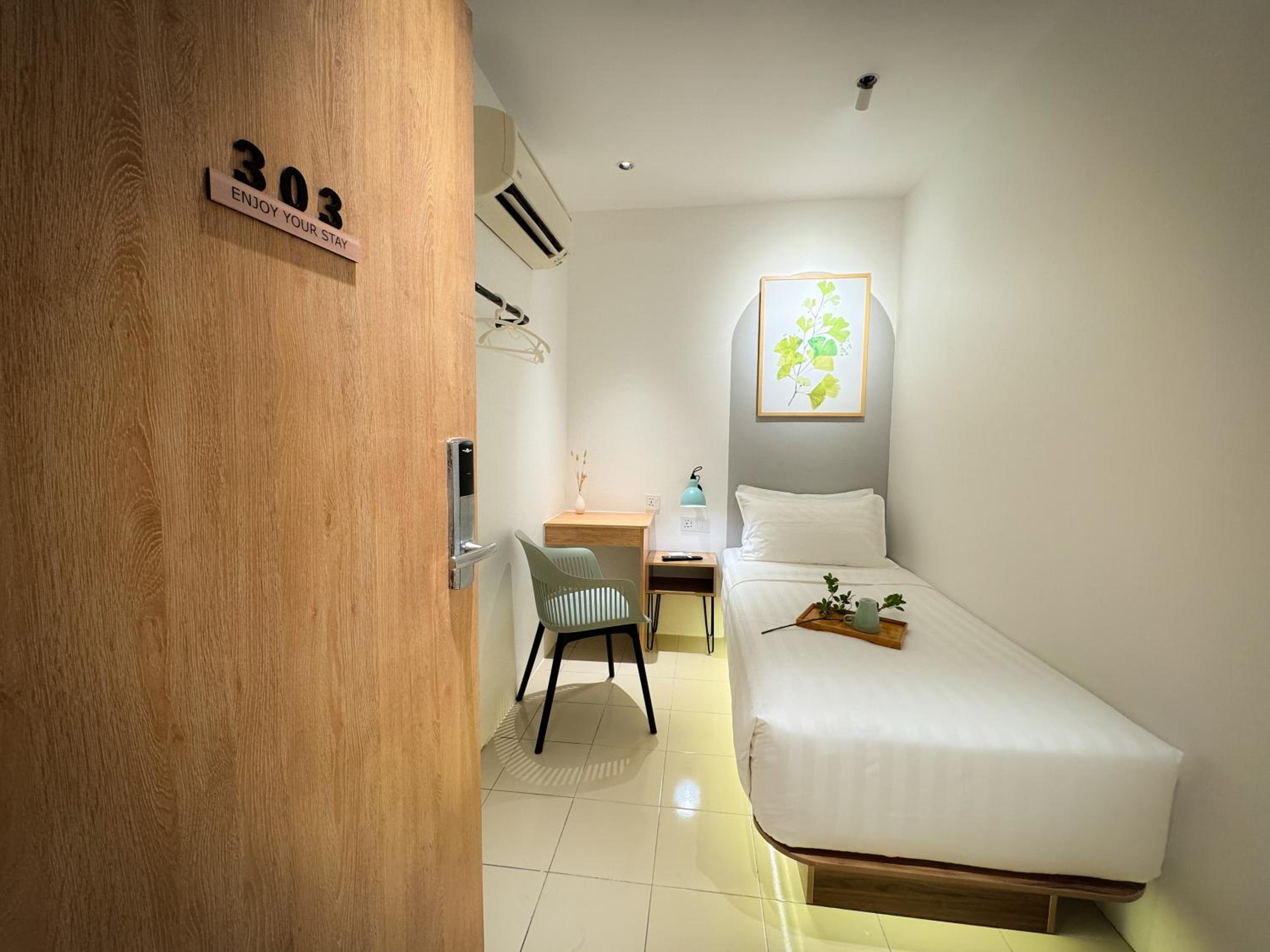 Single Room photo 3