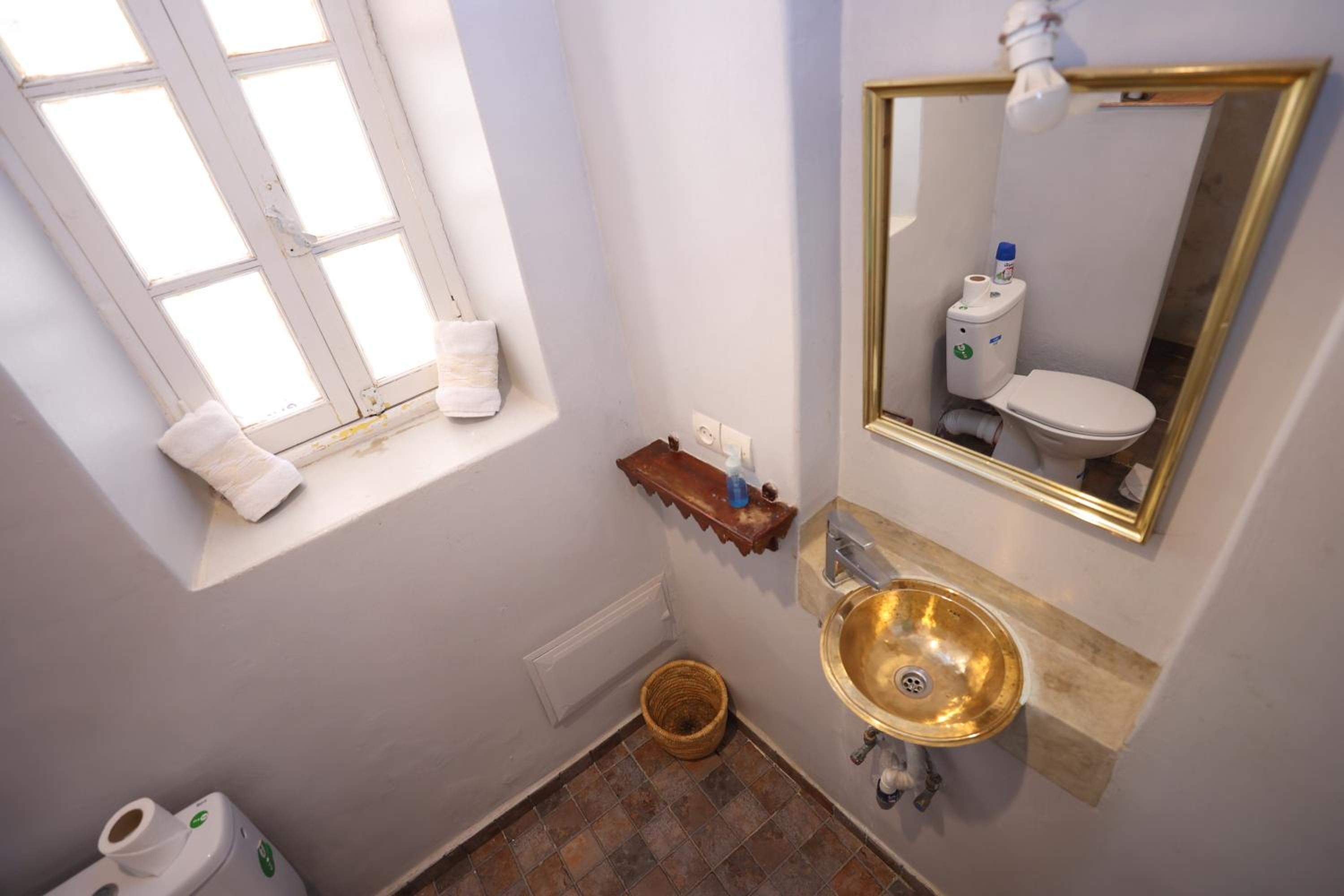 Double Room - Photo 10
