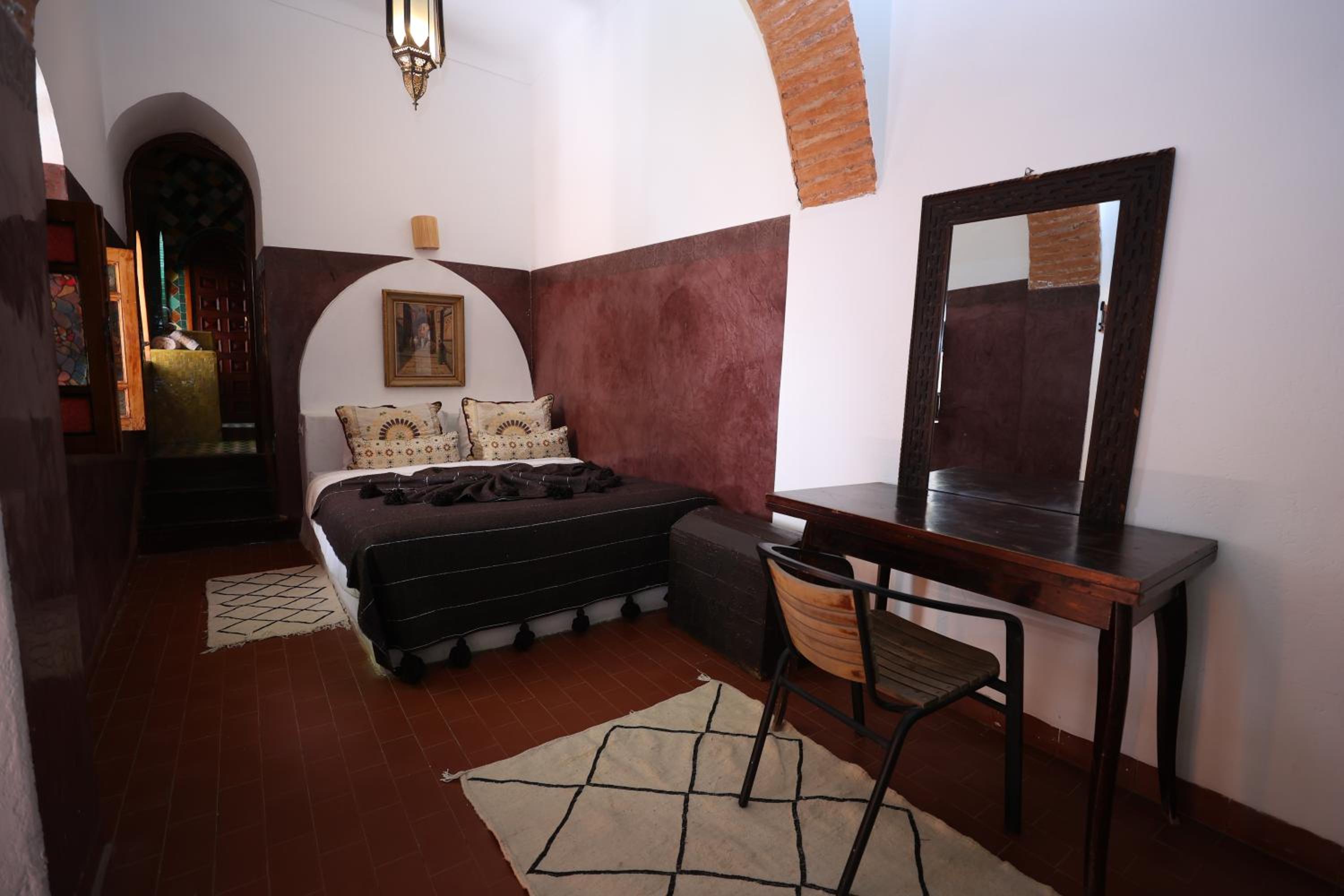Deluxe Suite - Photo 2