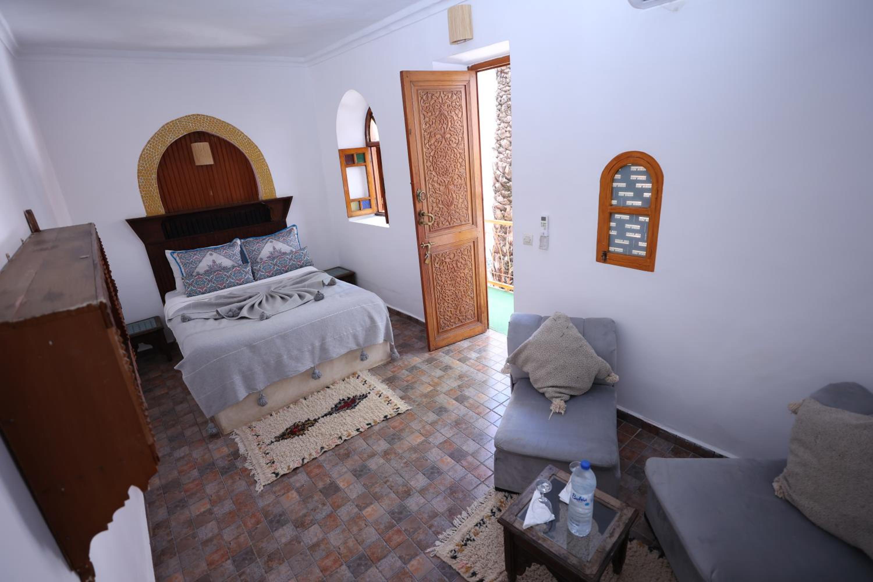 Double Room - Photo 7