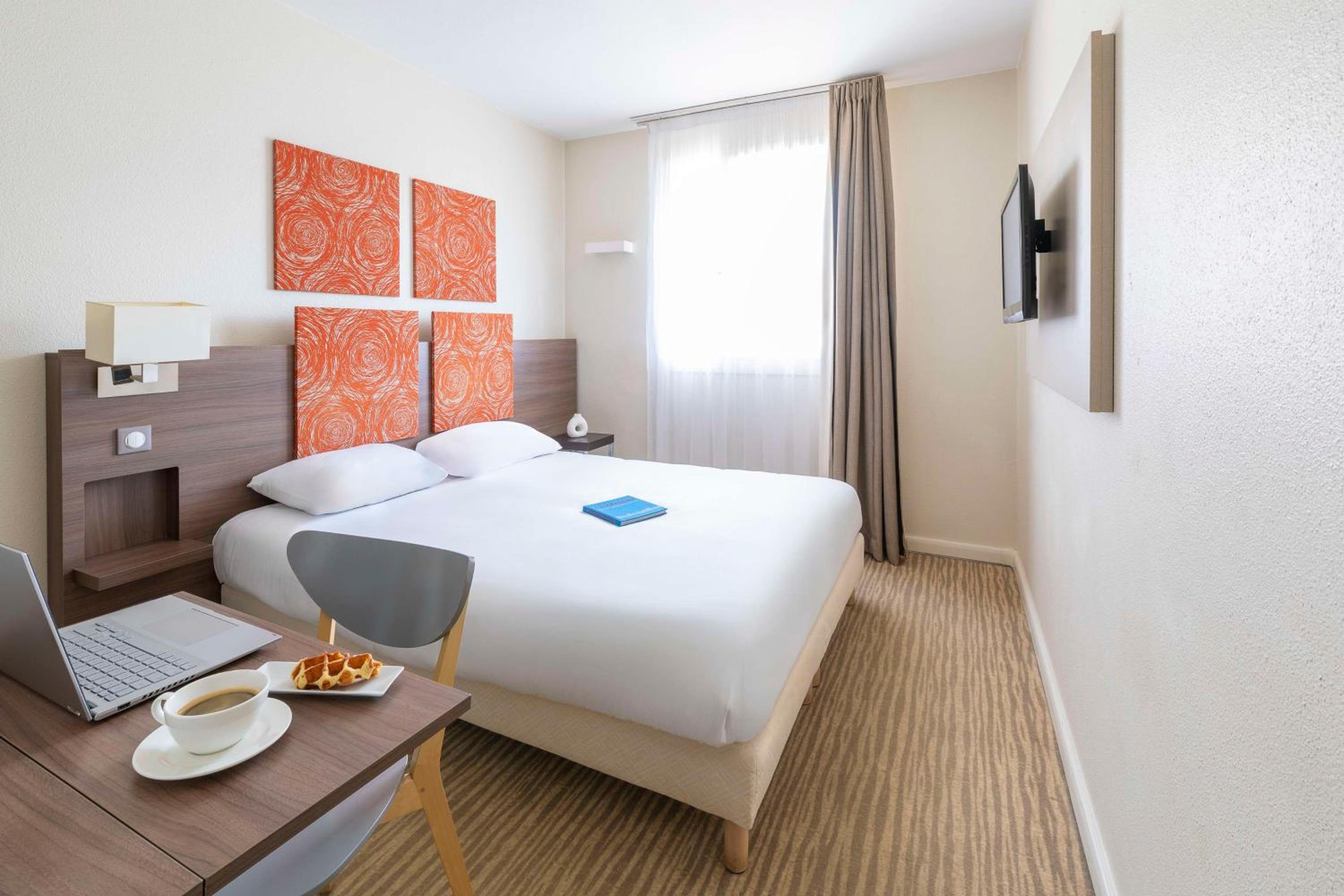 Standard Double Room - Photo 1