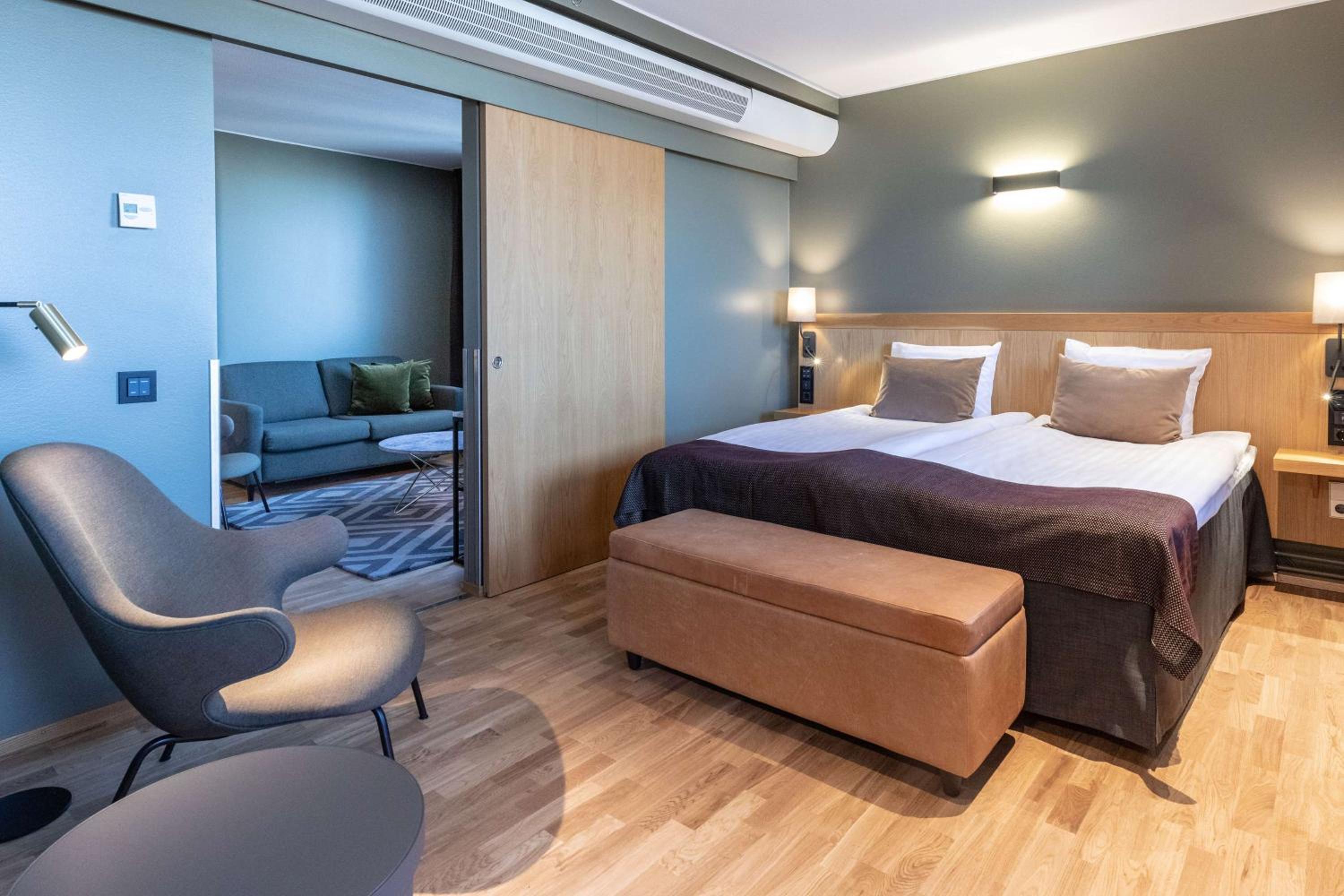 Junior Suite - Photo 1