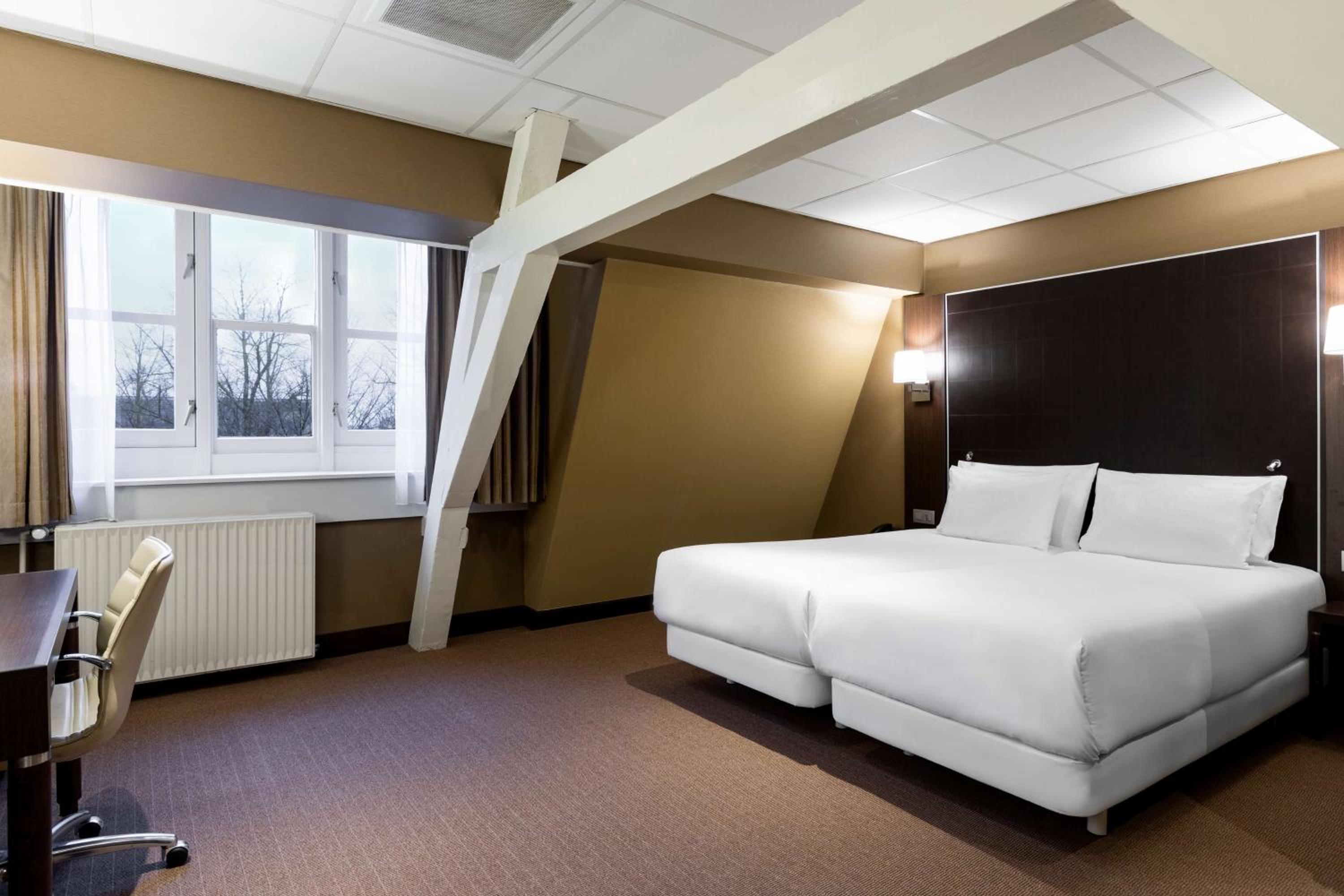 Superior Double Room with View - Photo 1