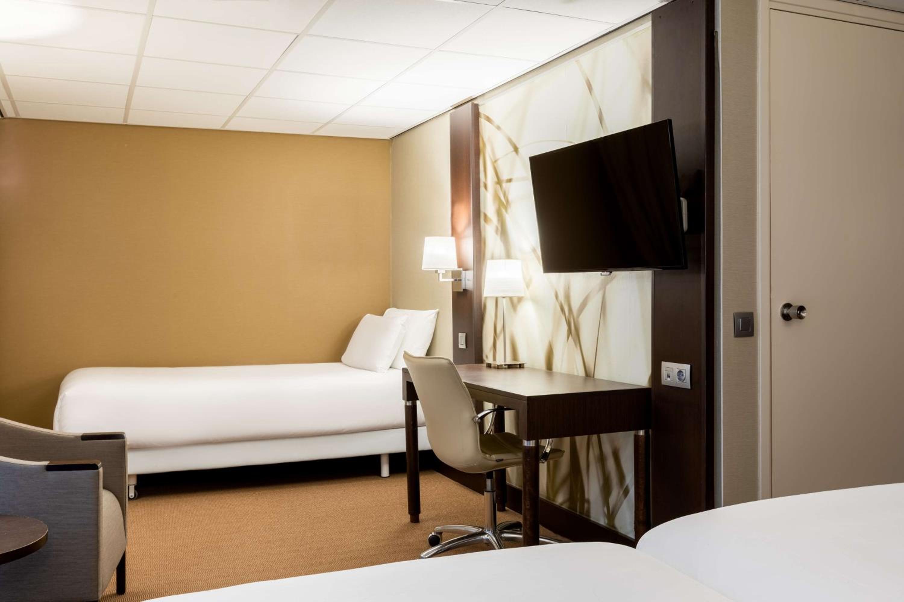 Standard Triple Room - Photo 2