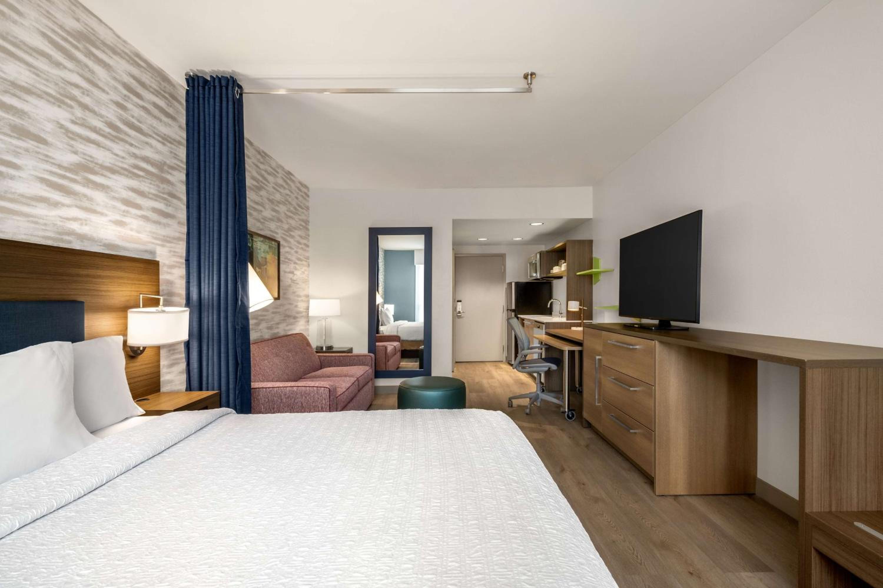 King Studio Suite - Photo 1