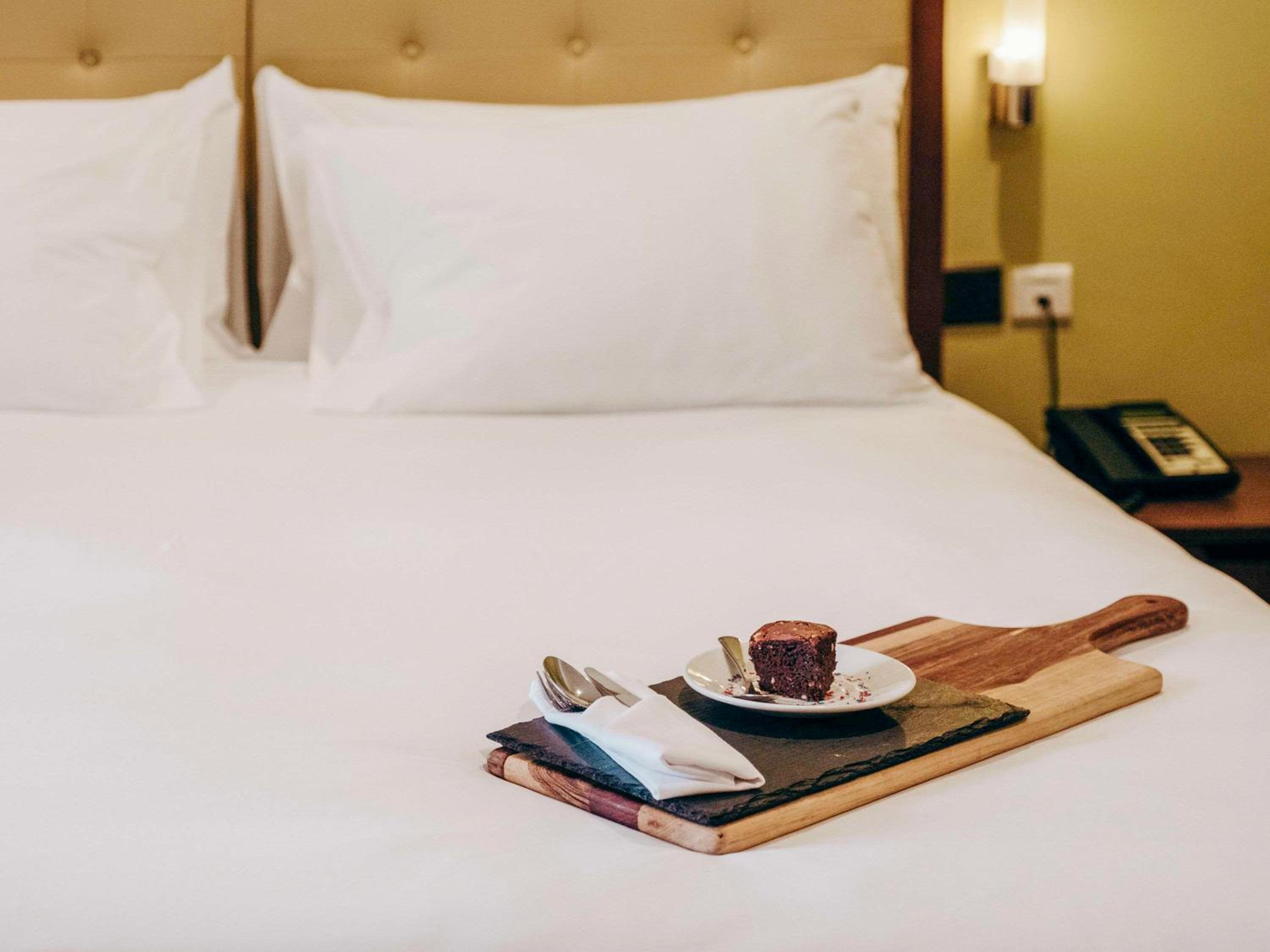 Deluxe Suite - Photo 1