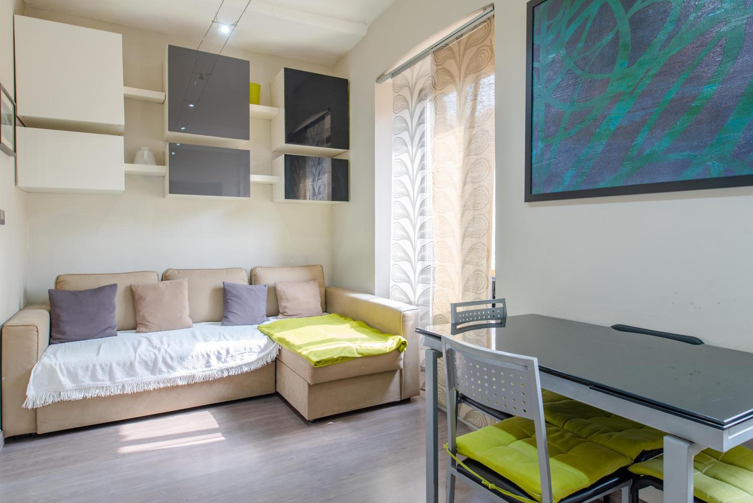 One-Bedroom Apartment