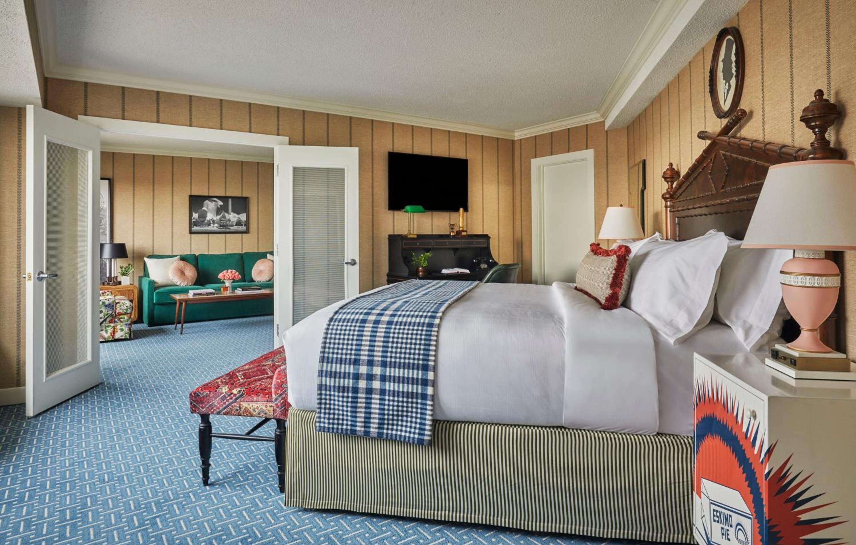 Graduate King Suite