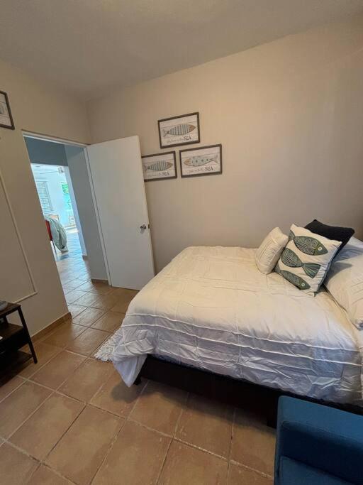Three-Bedroom House photo 1