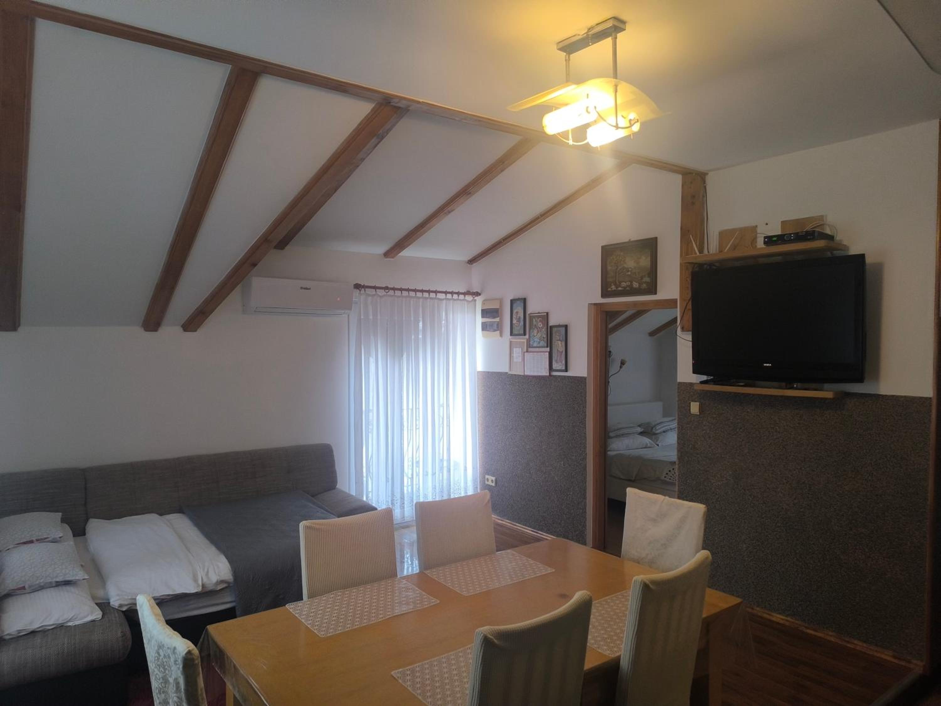 Apartment - Photo 21