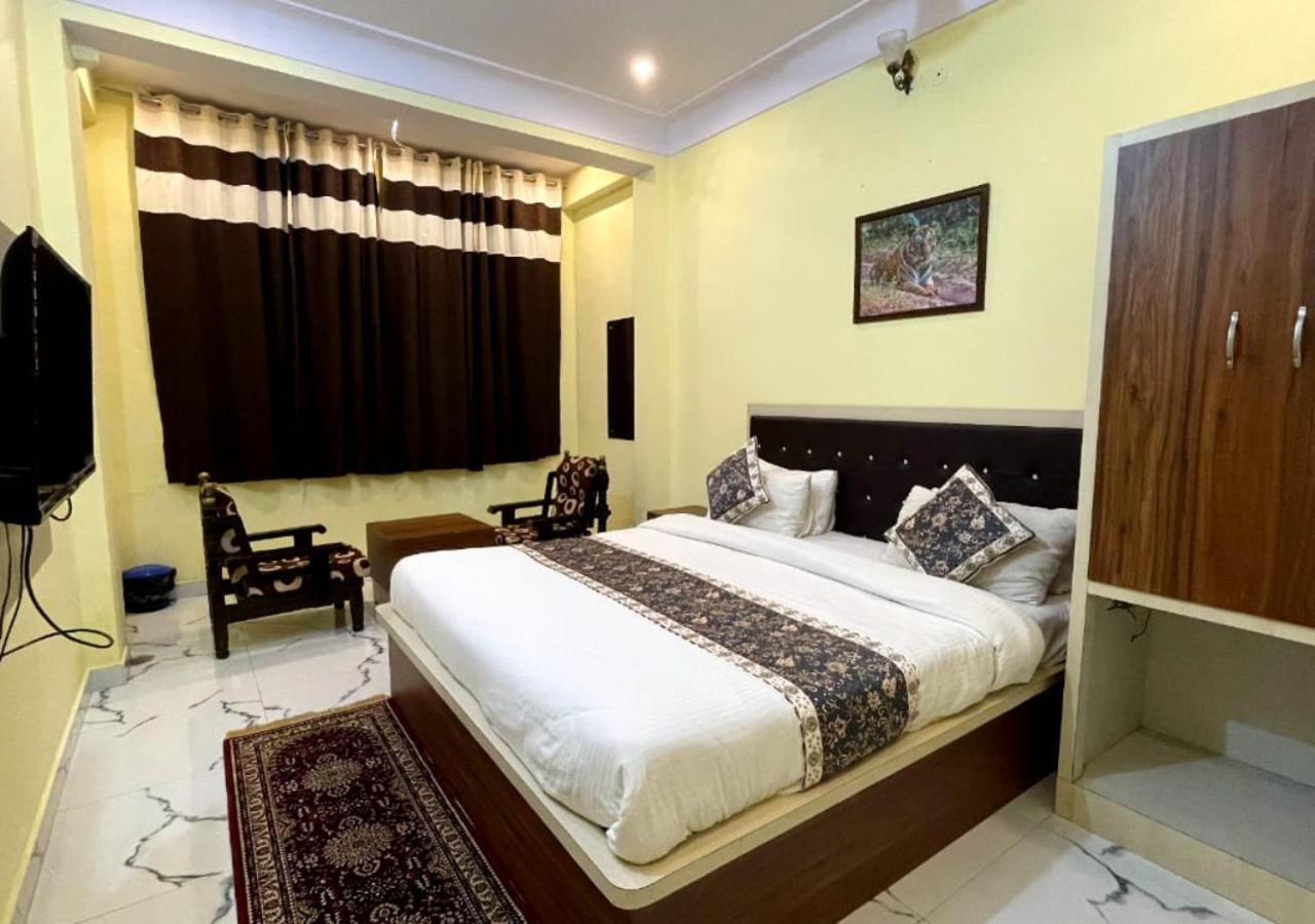 Deluxe Family Room photo 1
