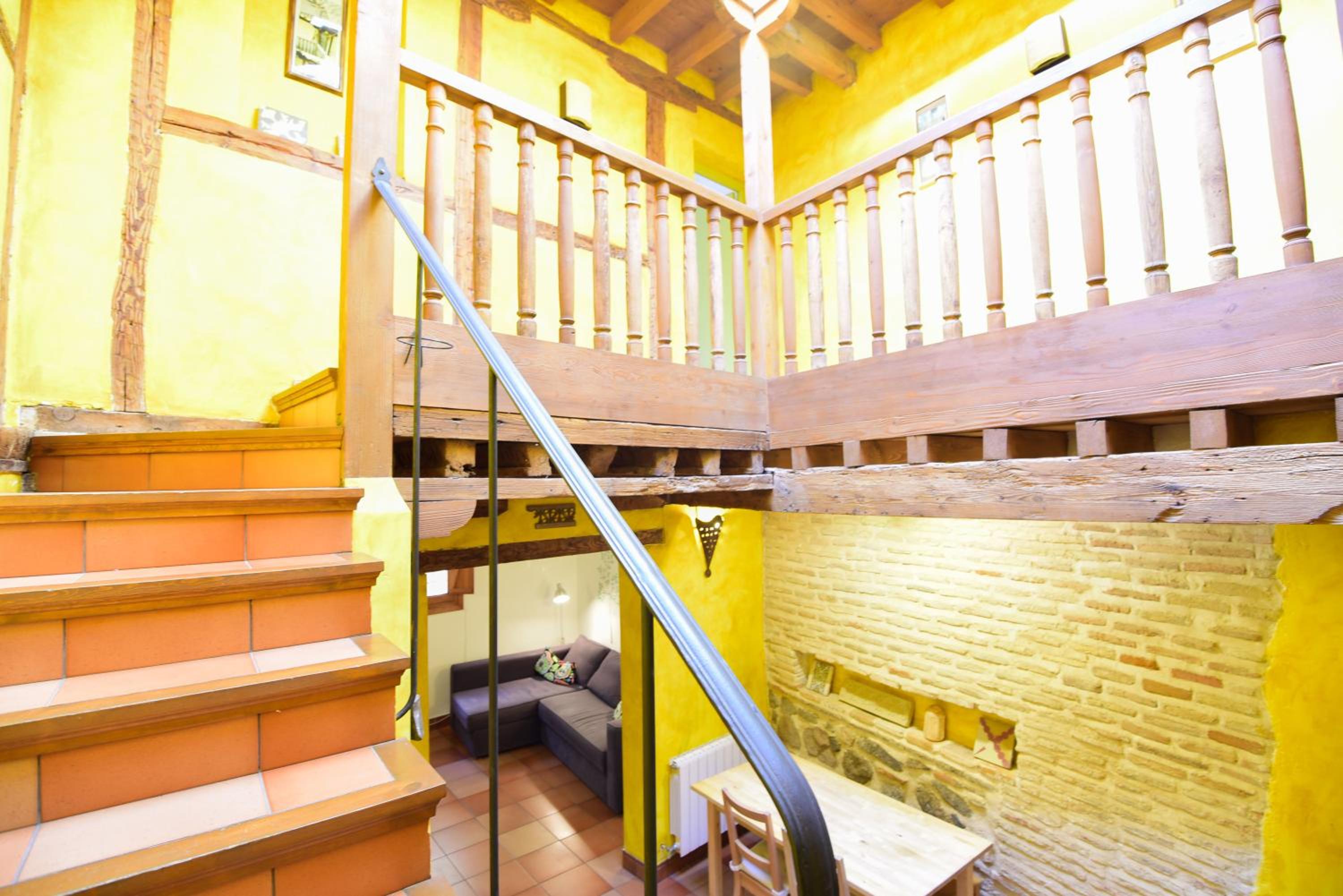 Two-Bedroom House With Terrace - Split Level