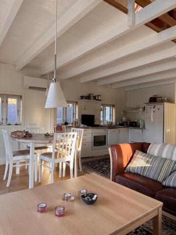 Two-Bedroom House photo 3