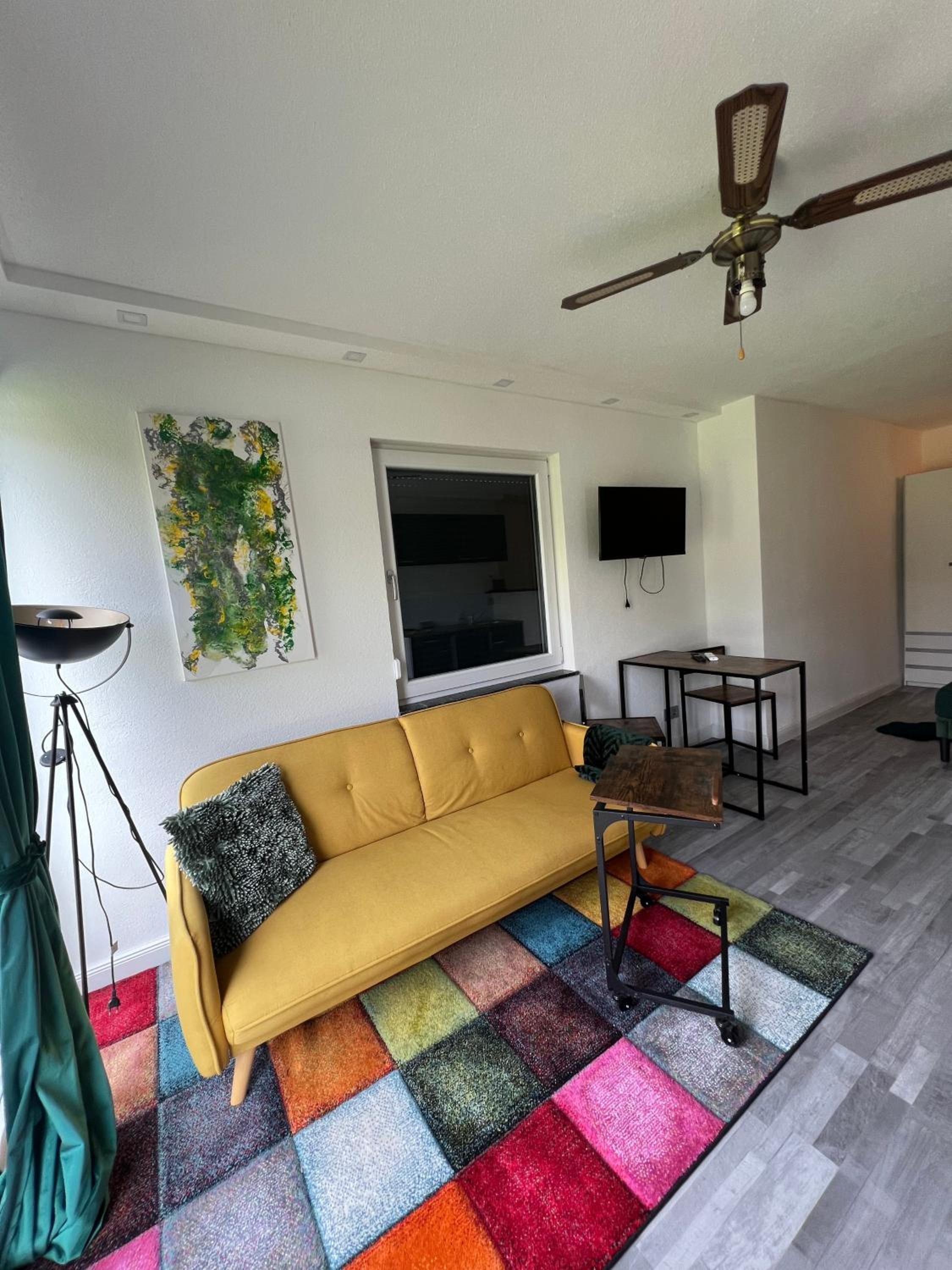 One-Bedroom Apartment photo 1
