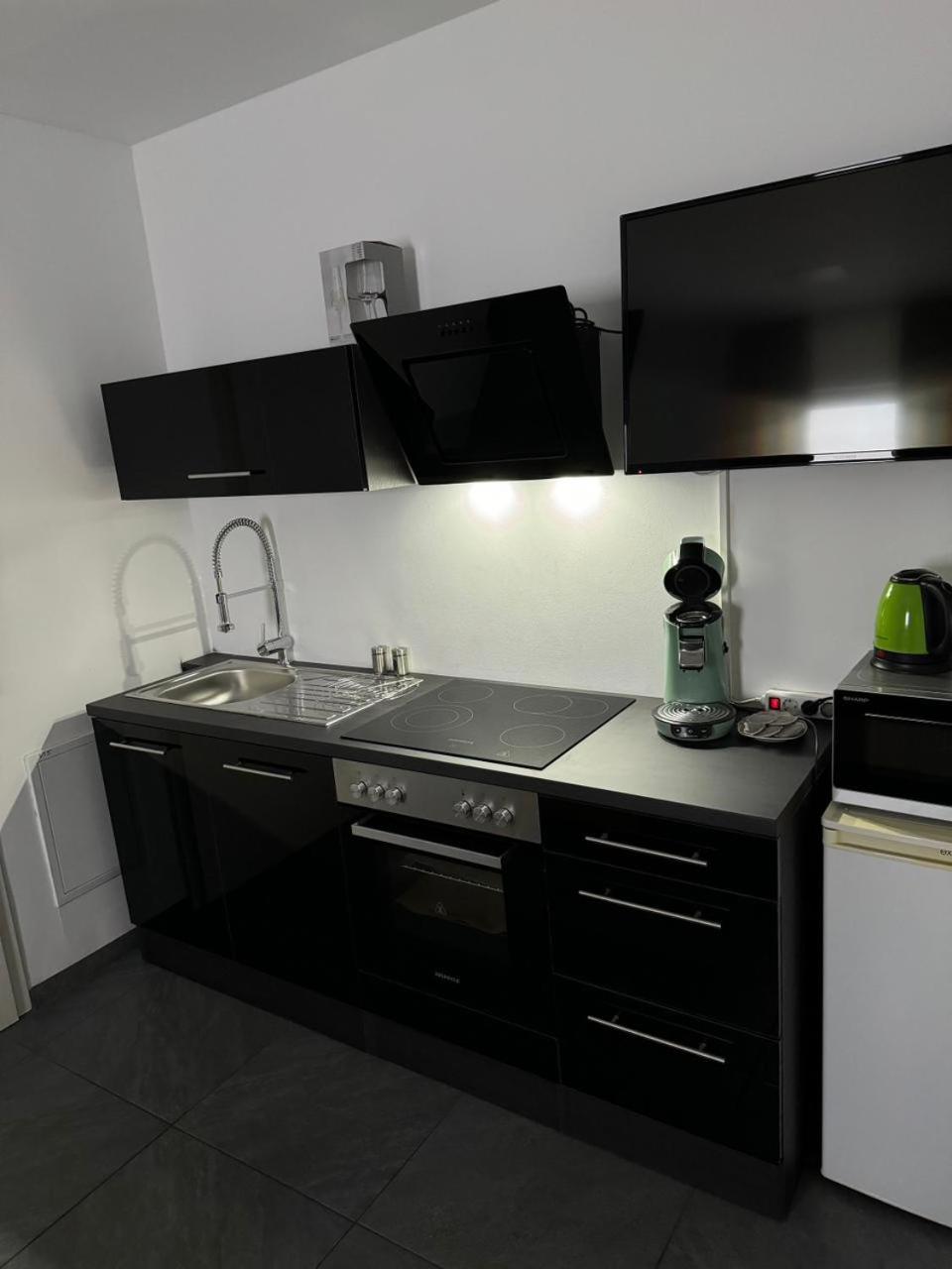 Two-Bedroom Apartment photo 2