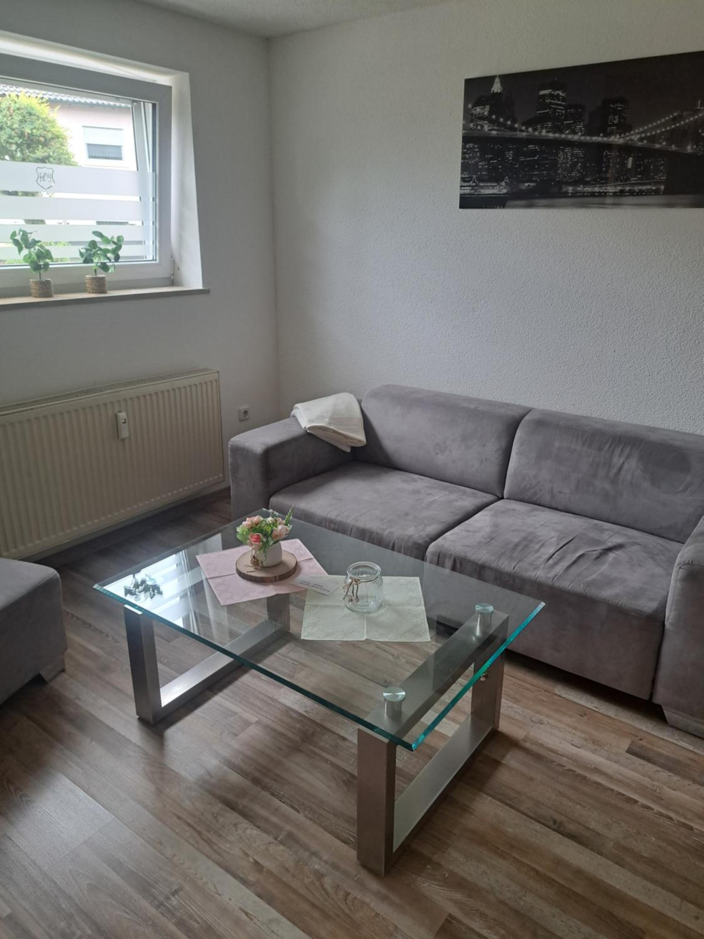 One-Bedroom Apartment photo 2
