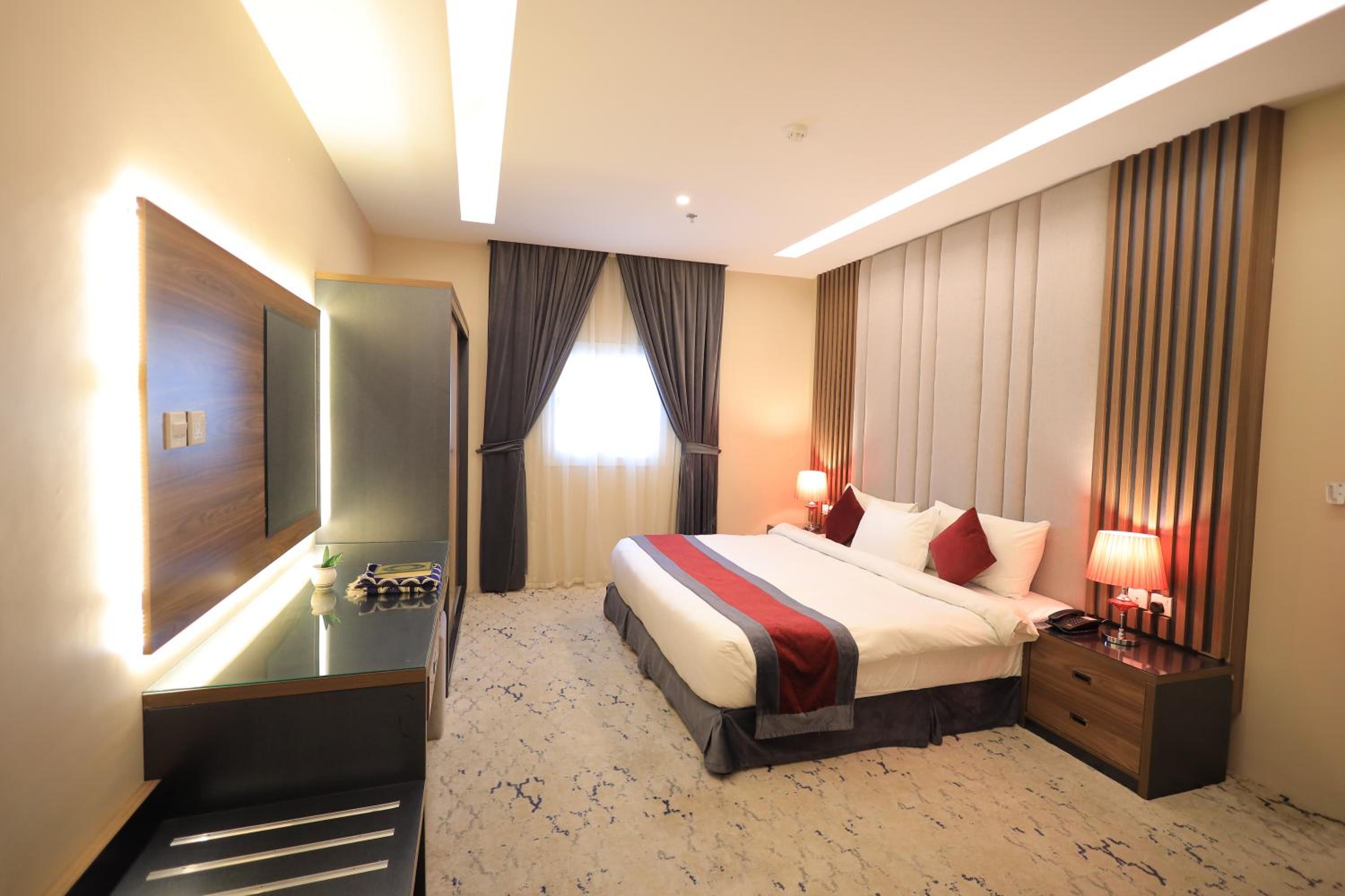 Twin Room with Shared Toilet