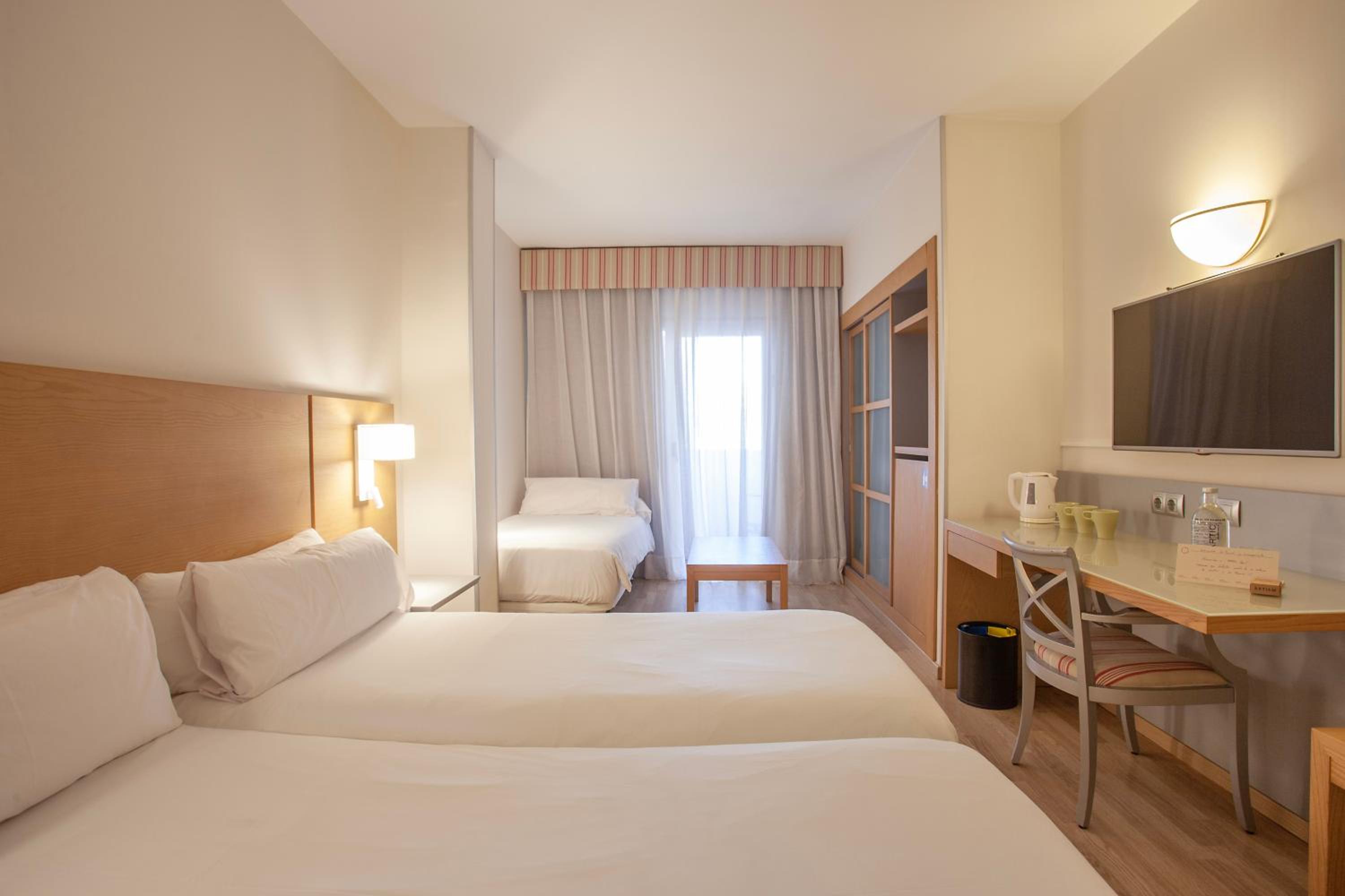 Interior Triple Room photo 3