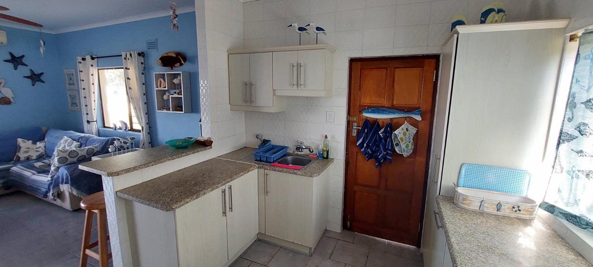 Apartment With Sea View photo 3