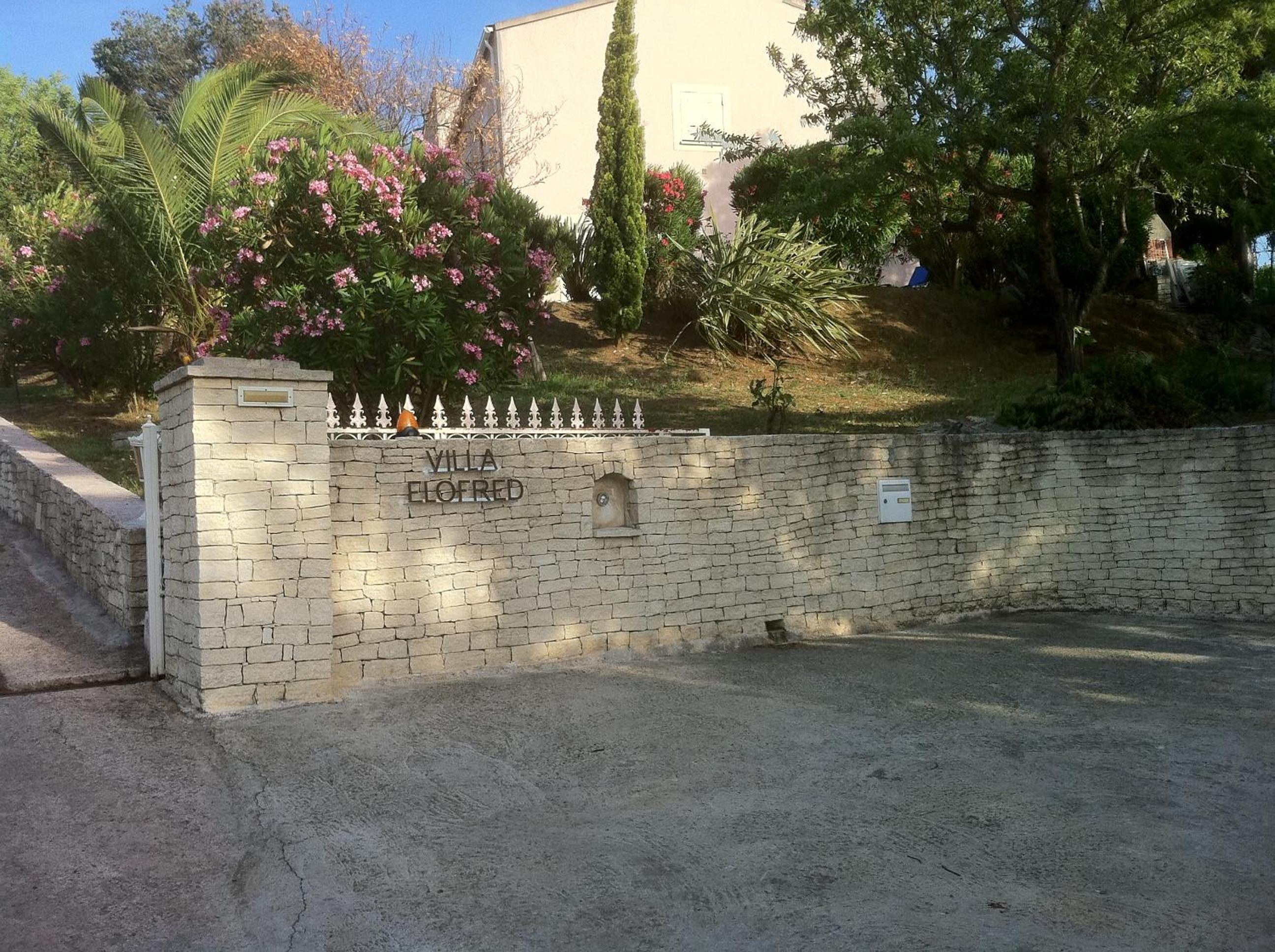 Villa with Garden View photo 2