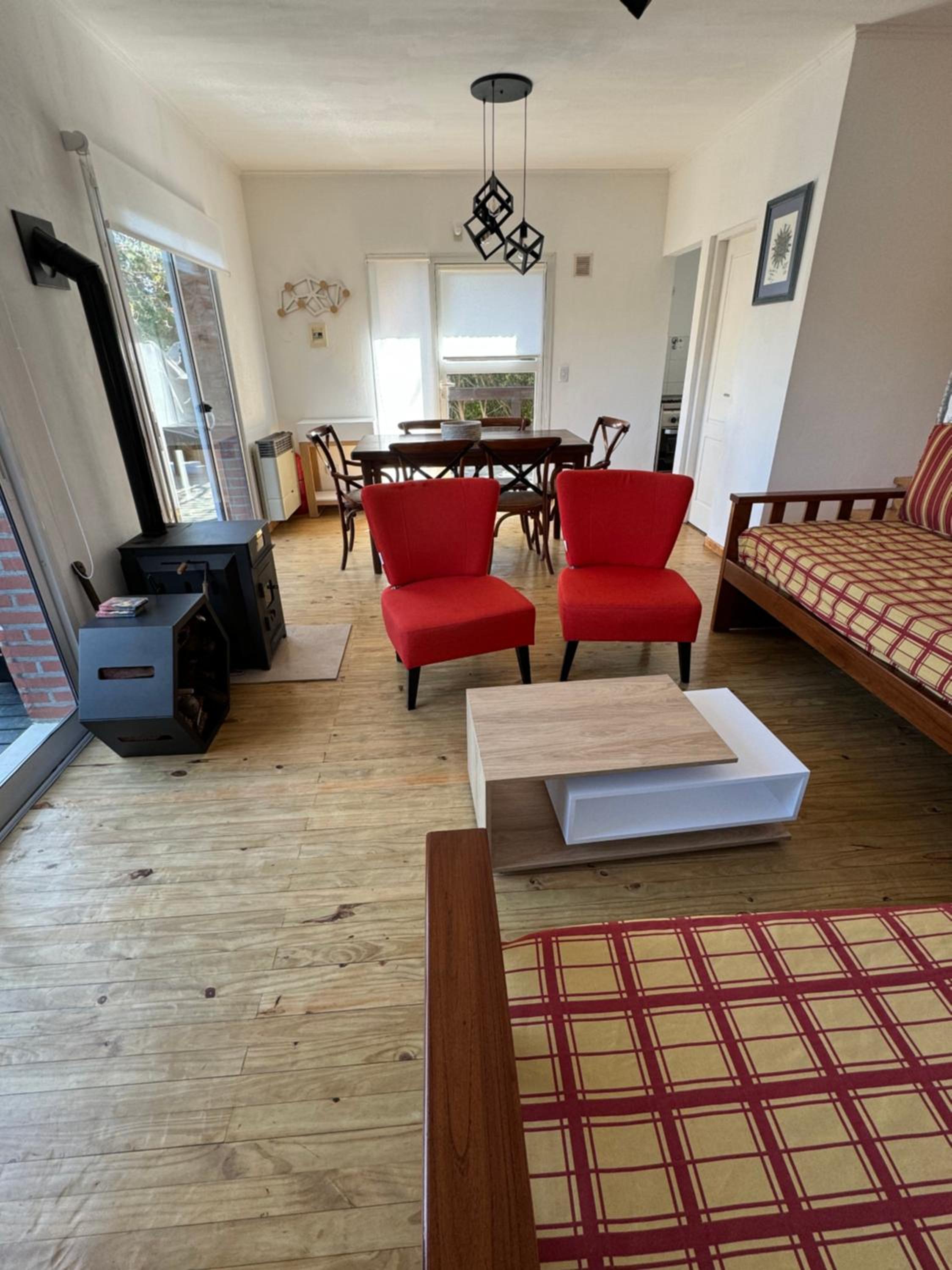 Two-Bedroom Deluxe Apartment with Balcony photo 3