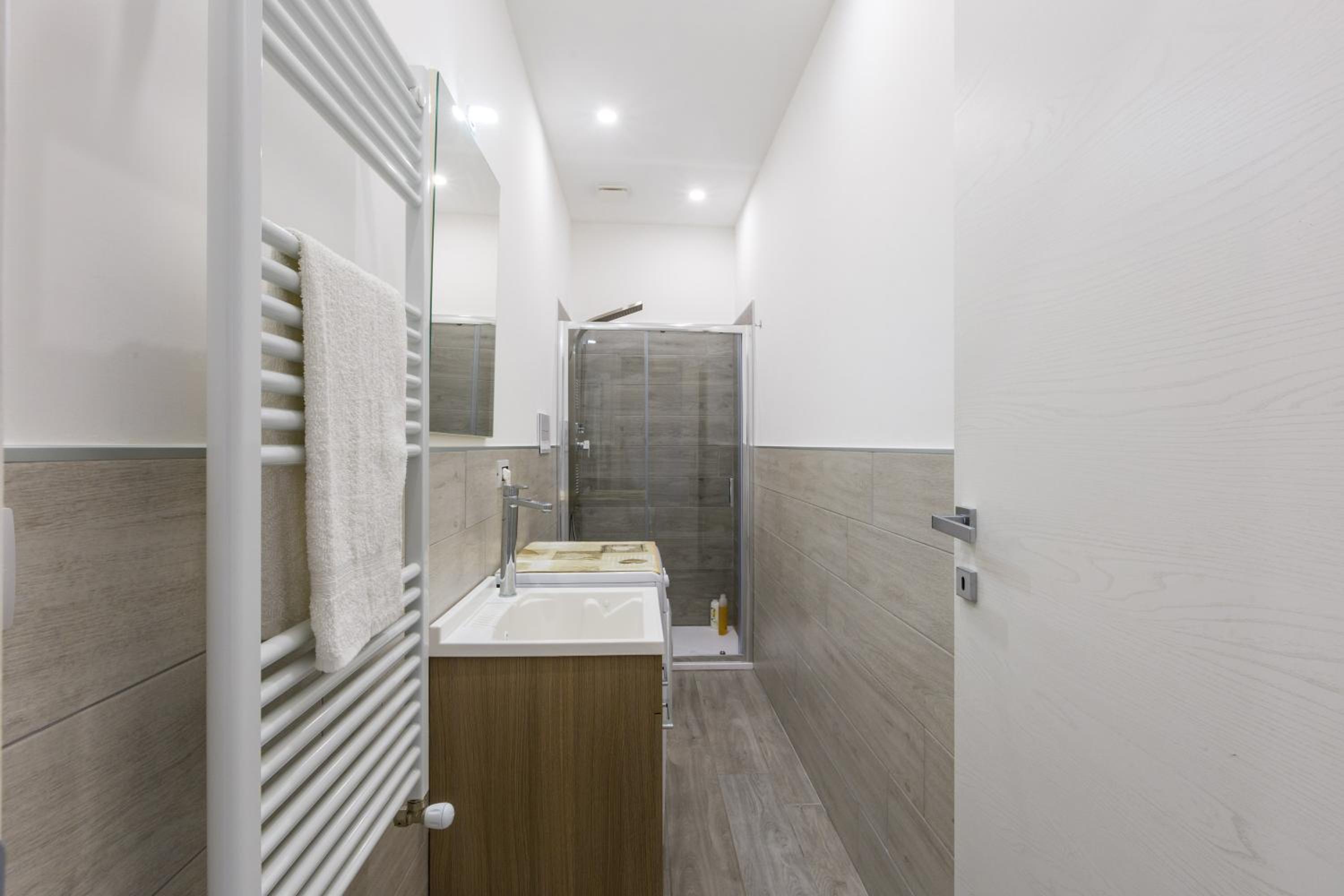 Two-Bedroom Deluxe Apartment with Garden View photo 2
