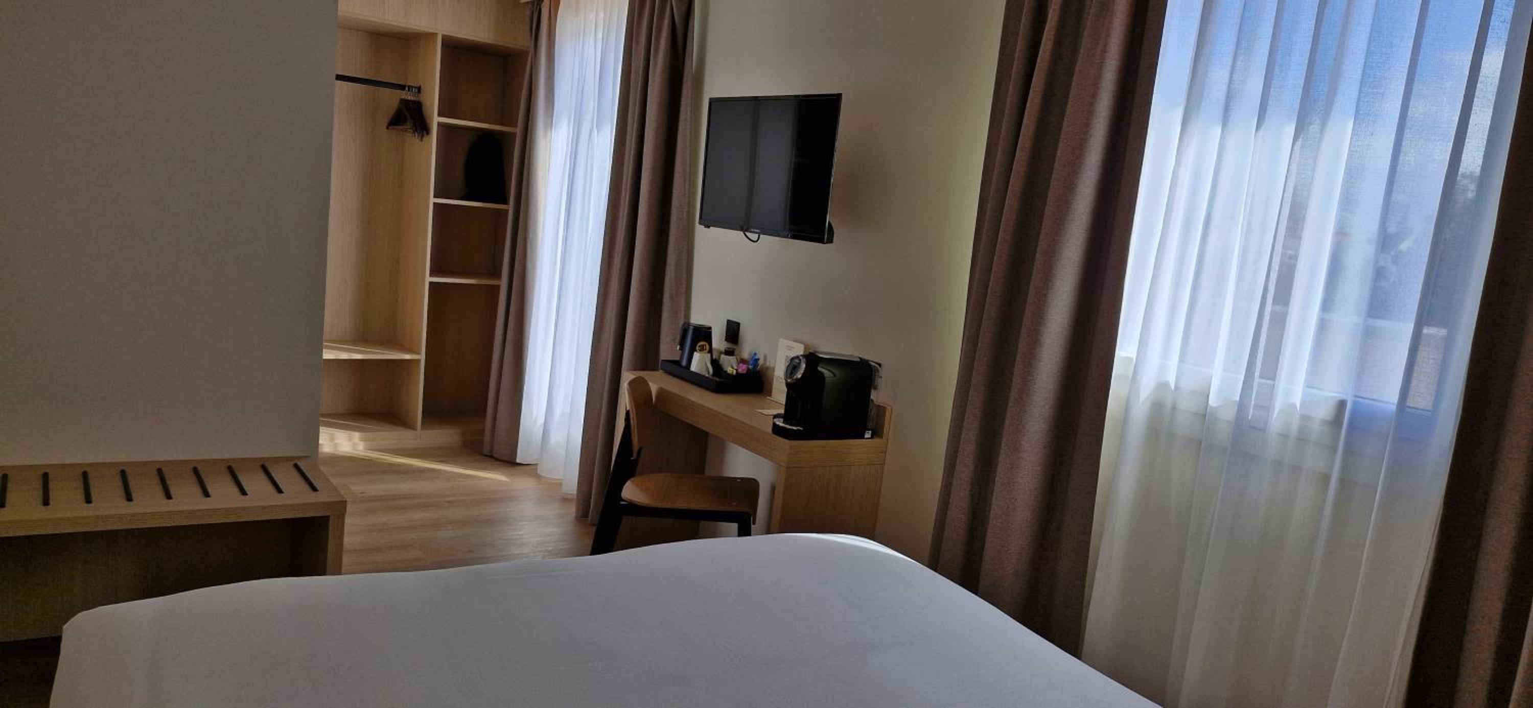 Double Room with Terrace - Photo 6