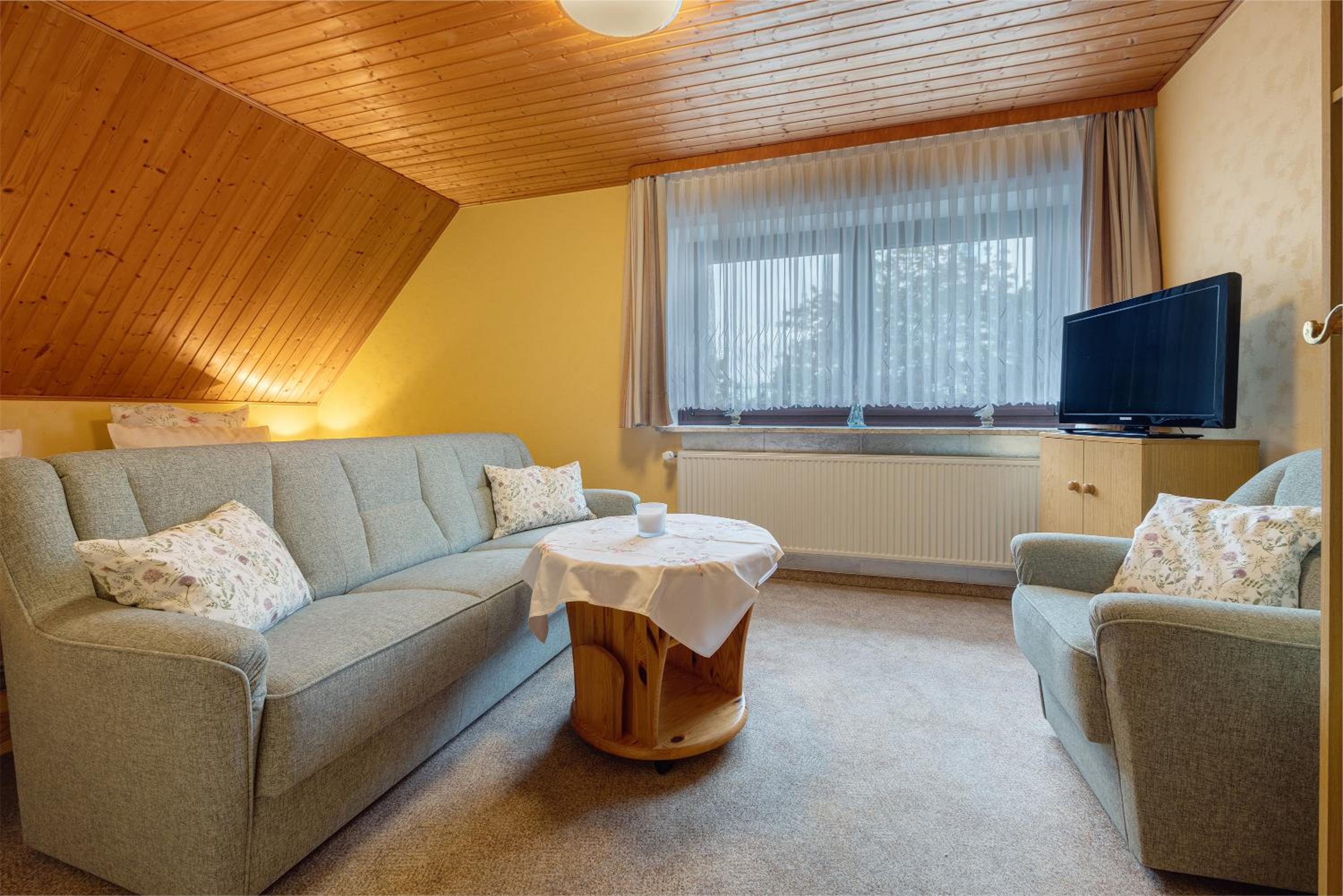Two-Bedroom Deluxe Apartment with Garden View