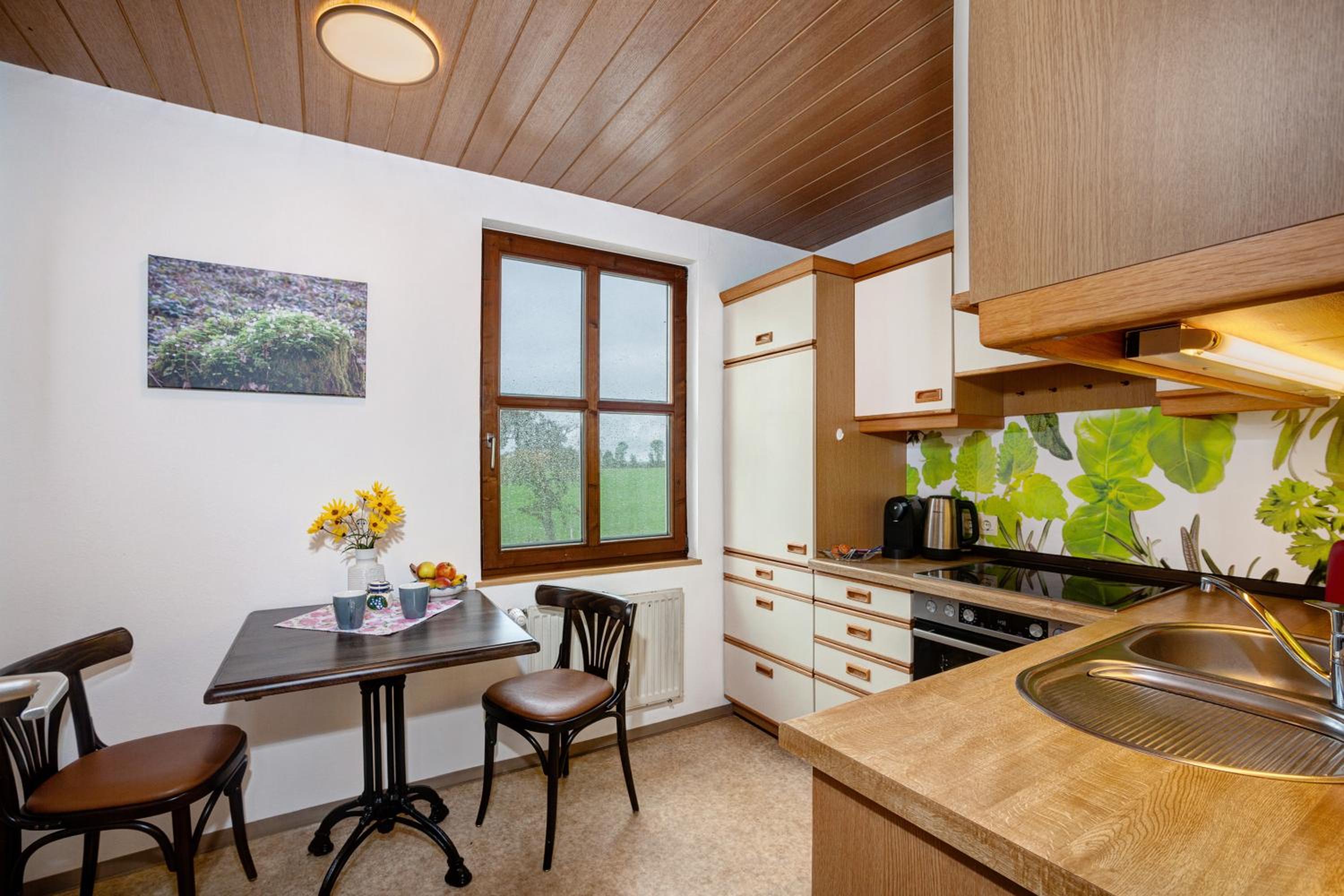 Two-Bedroom Deluxe Apartment with Garden View photo 2
