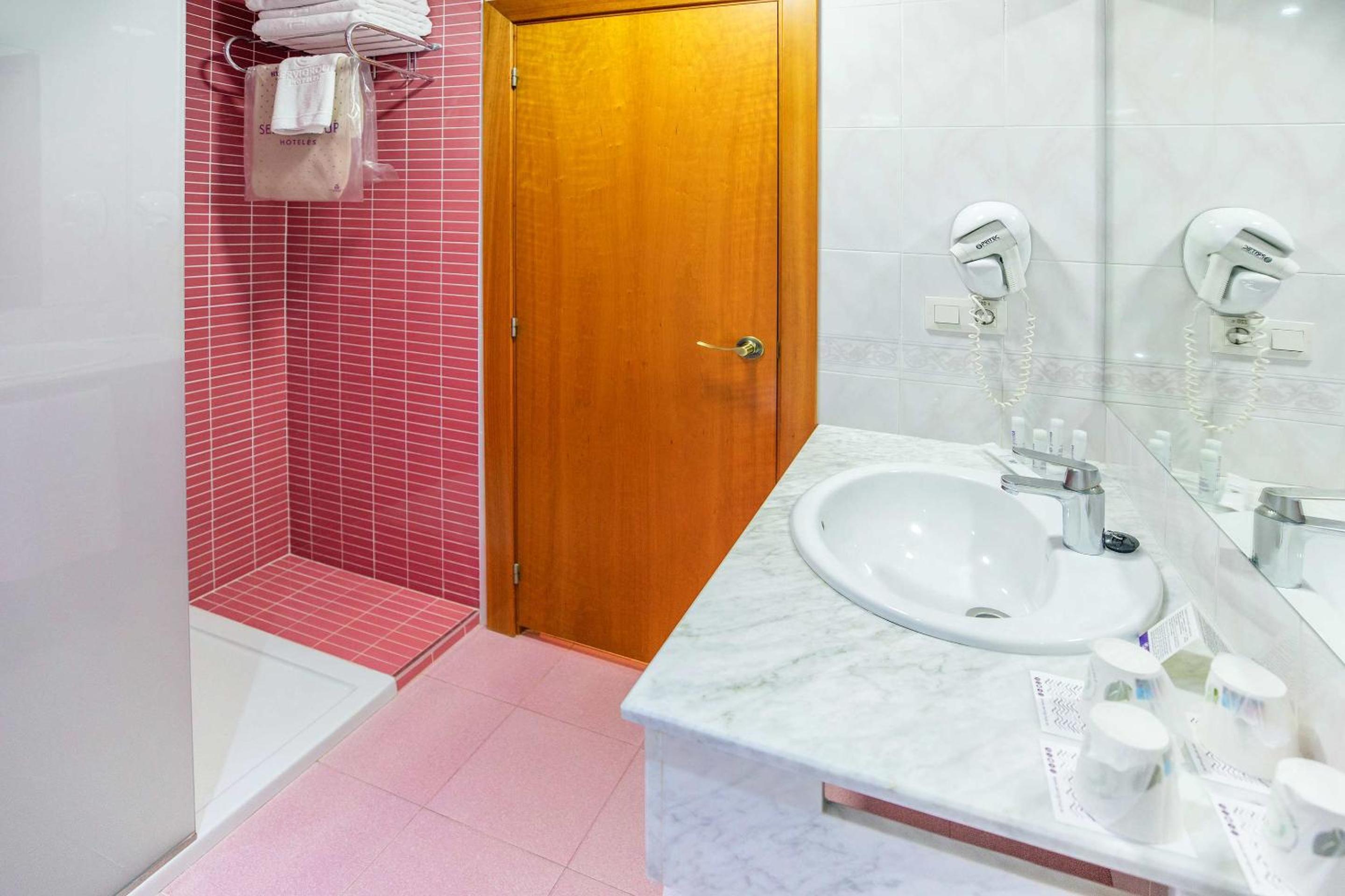 Habitación Doble o con Dos Camas