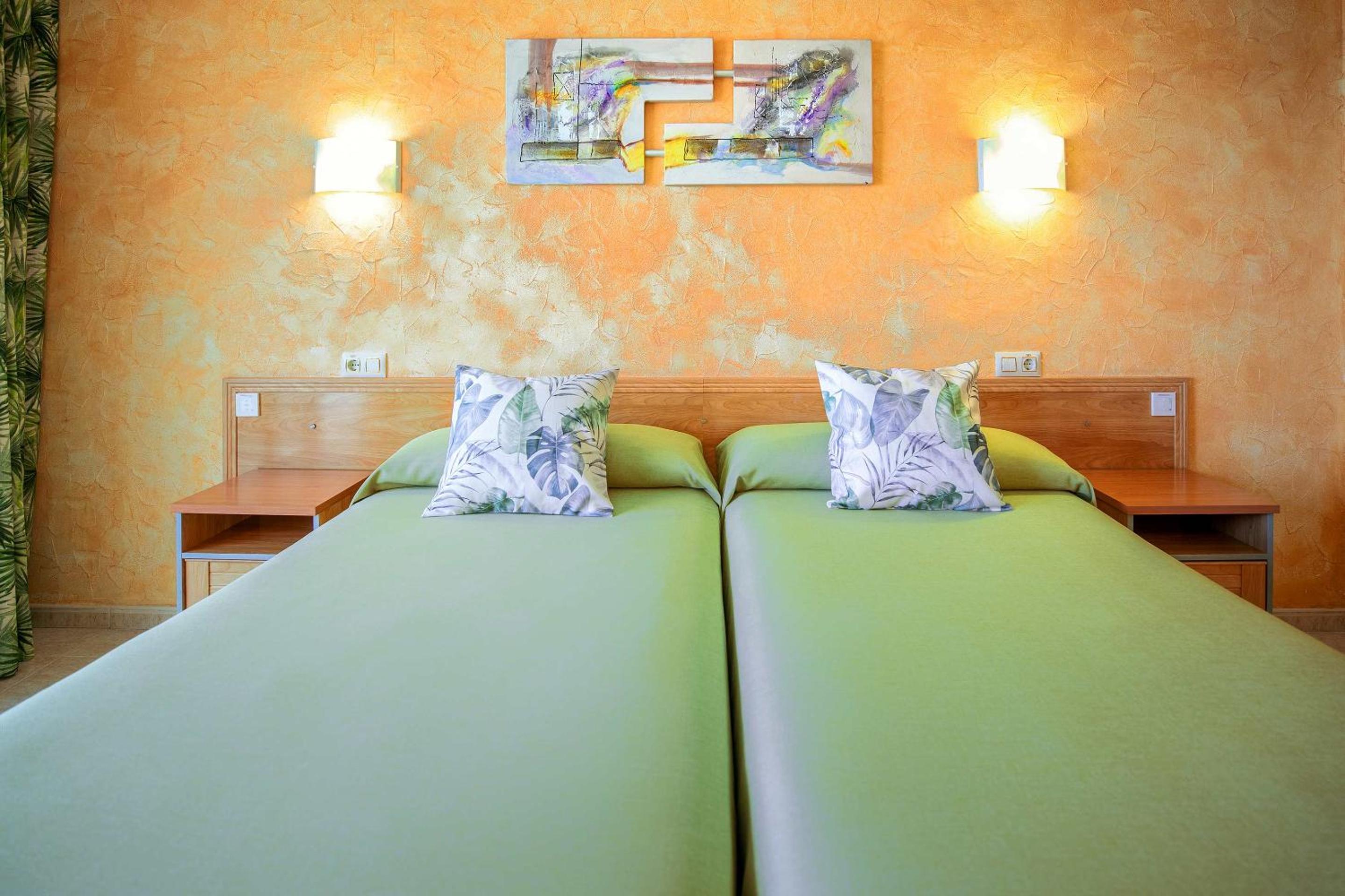 Habitación Doble o con Dos Camas con Vista al Mar