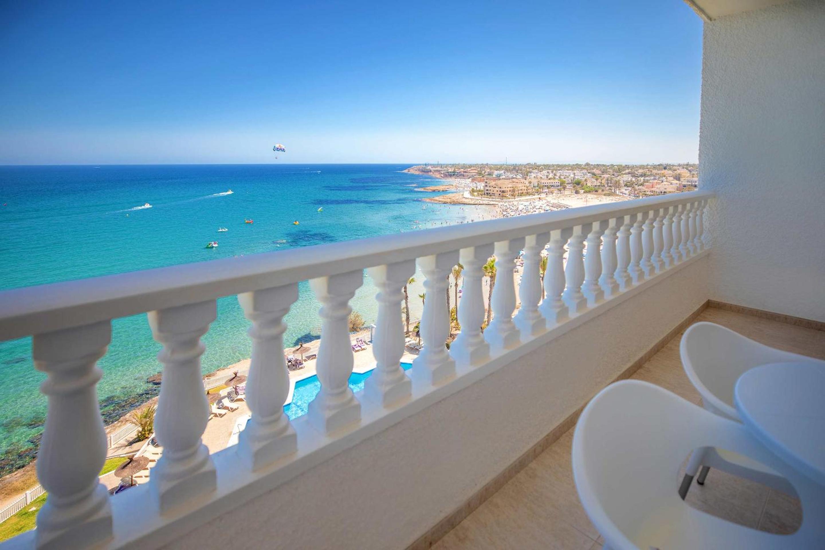 Habitación Doble o con Dos Camas con Vista al Mar
