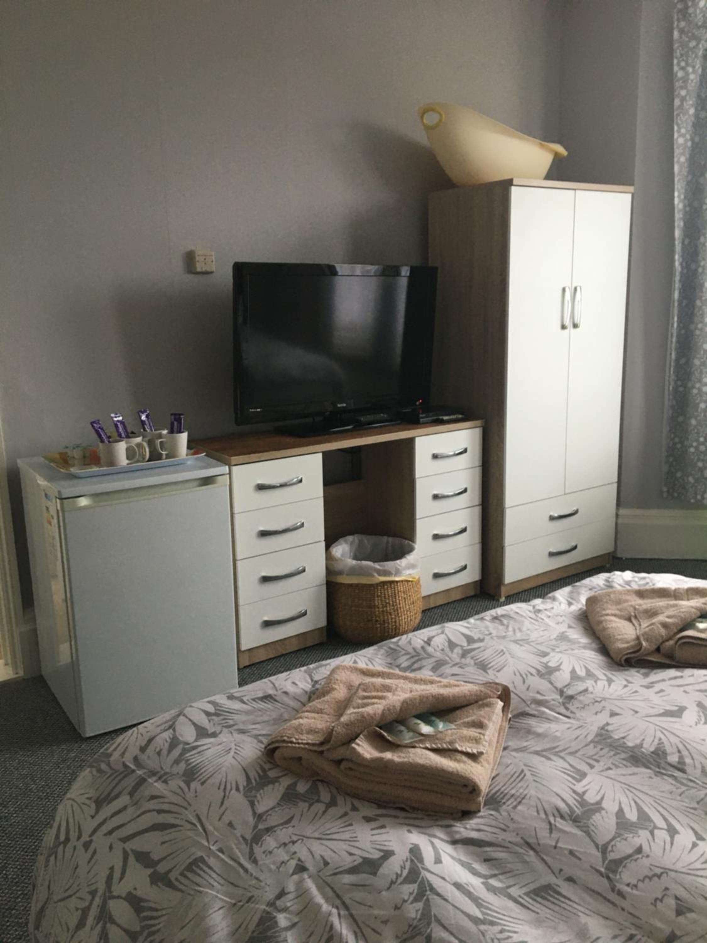 Quadruple Room - Photo 3
