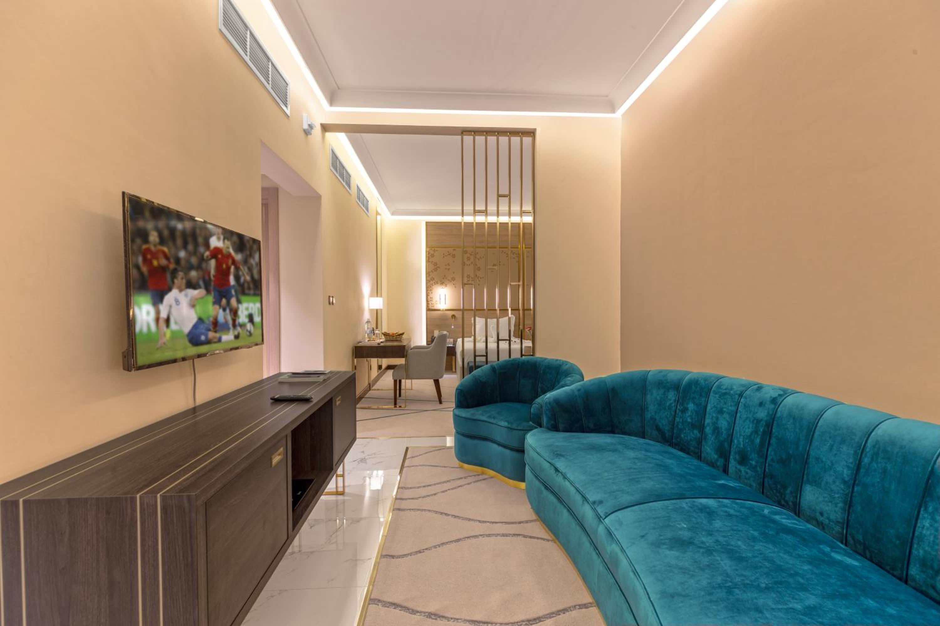 Deluxe Junior Suite