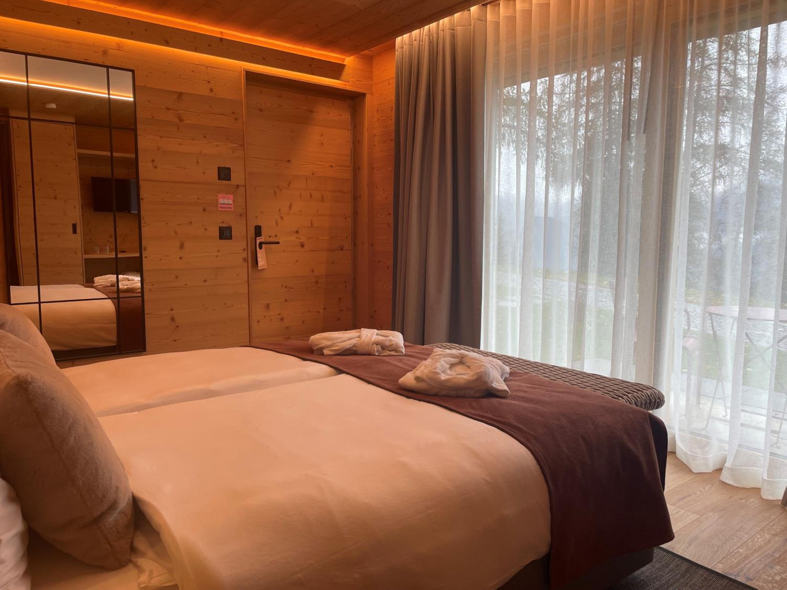 Double or Twin Room - Disability Access photo 1