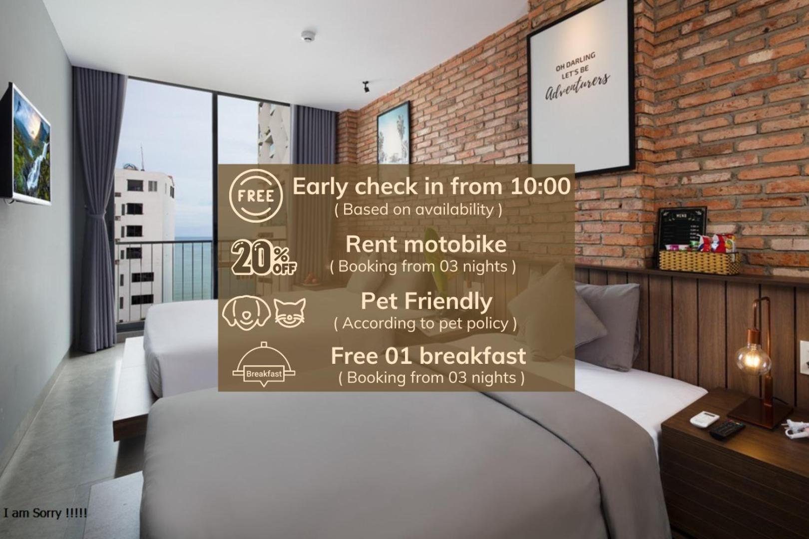 Triple Room with Sea View, Big Window, 01 Single and 01 King Bed
