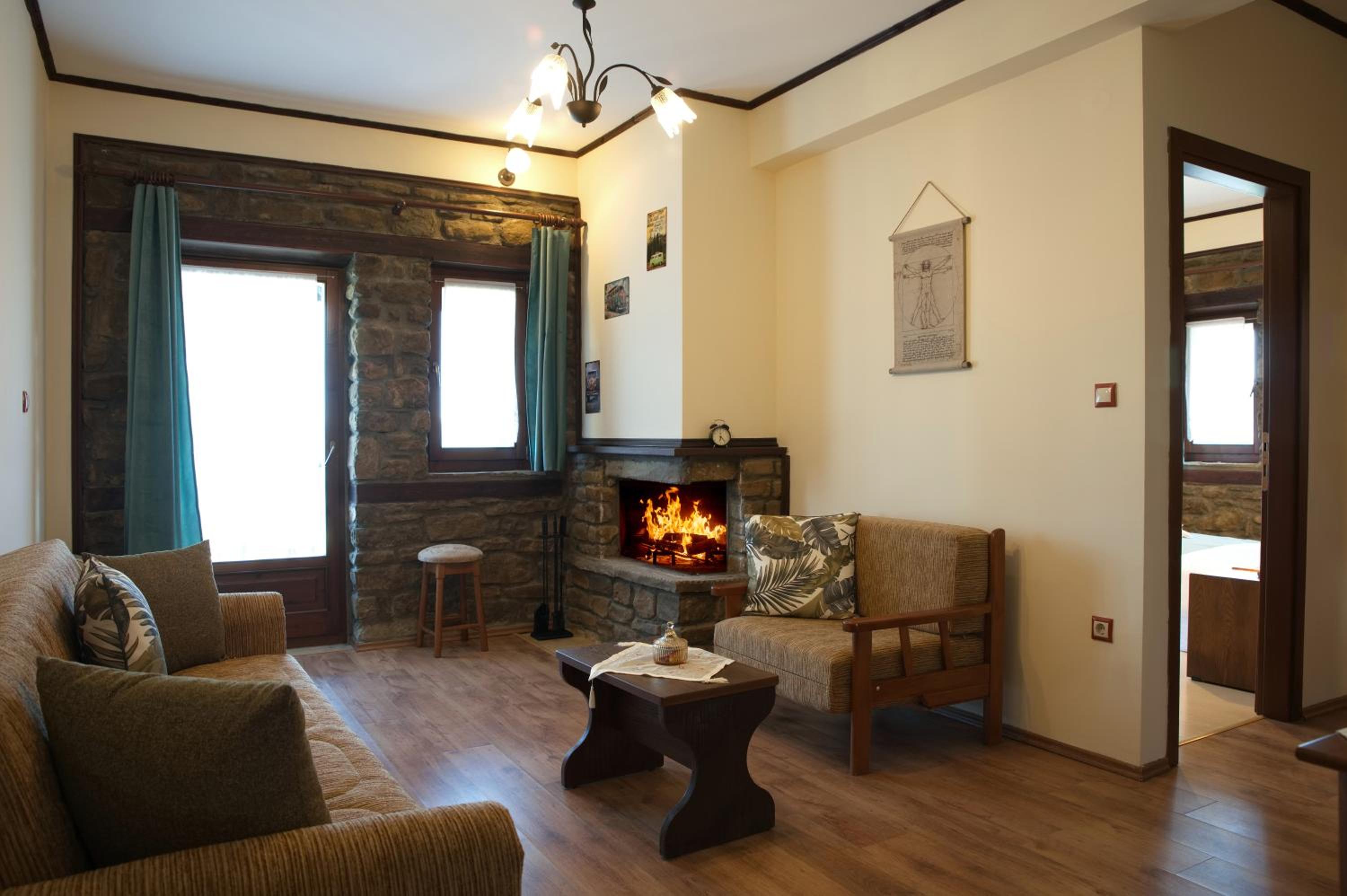 Deluxe Family Room photo 1