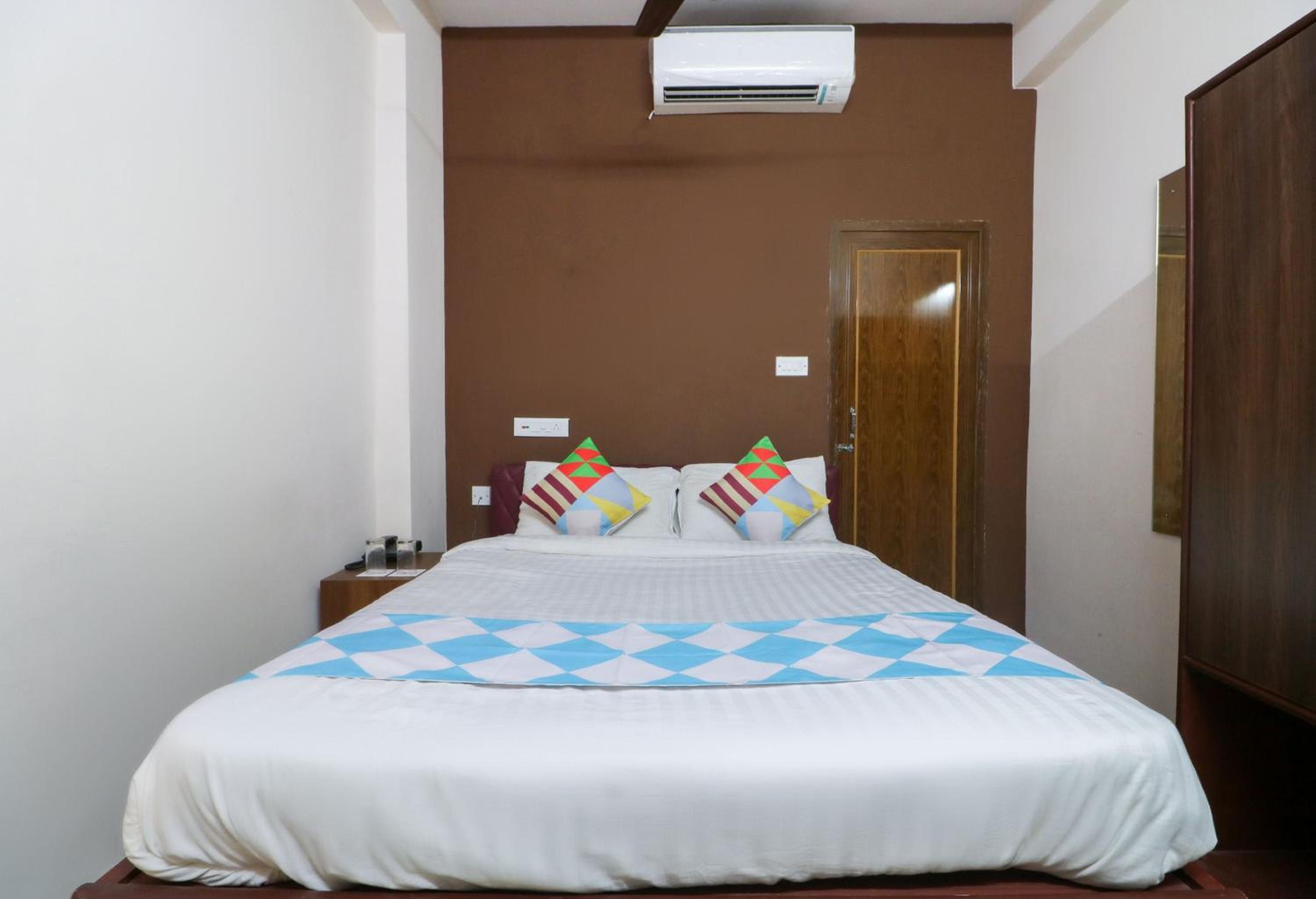 Standard Double Room - Photo 1