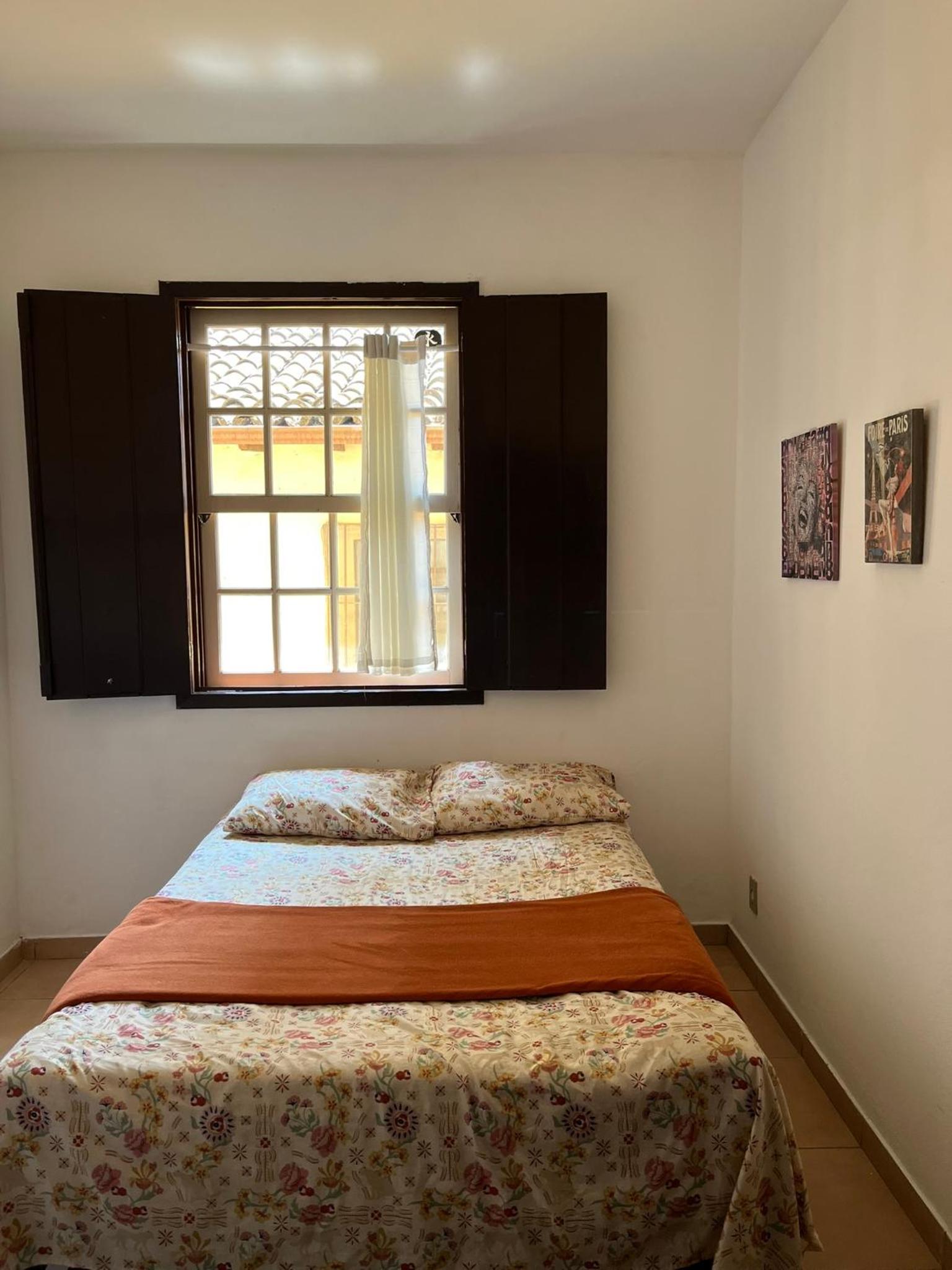 Standard Double Room With Shared Bathroom photo 1