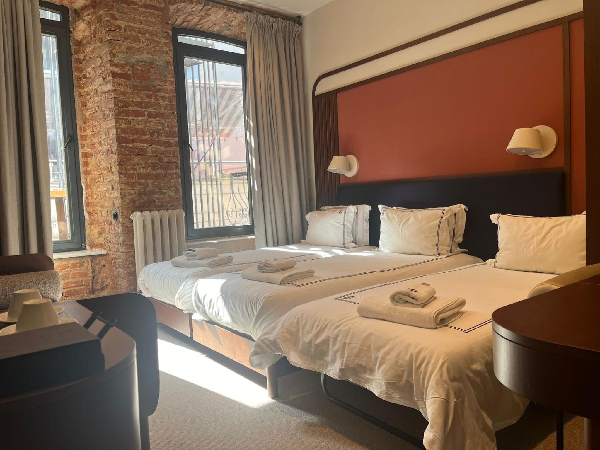 Basic Triple Room photo 2