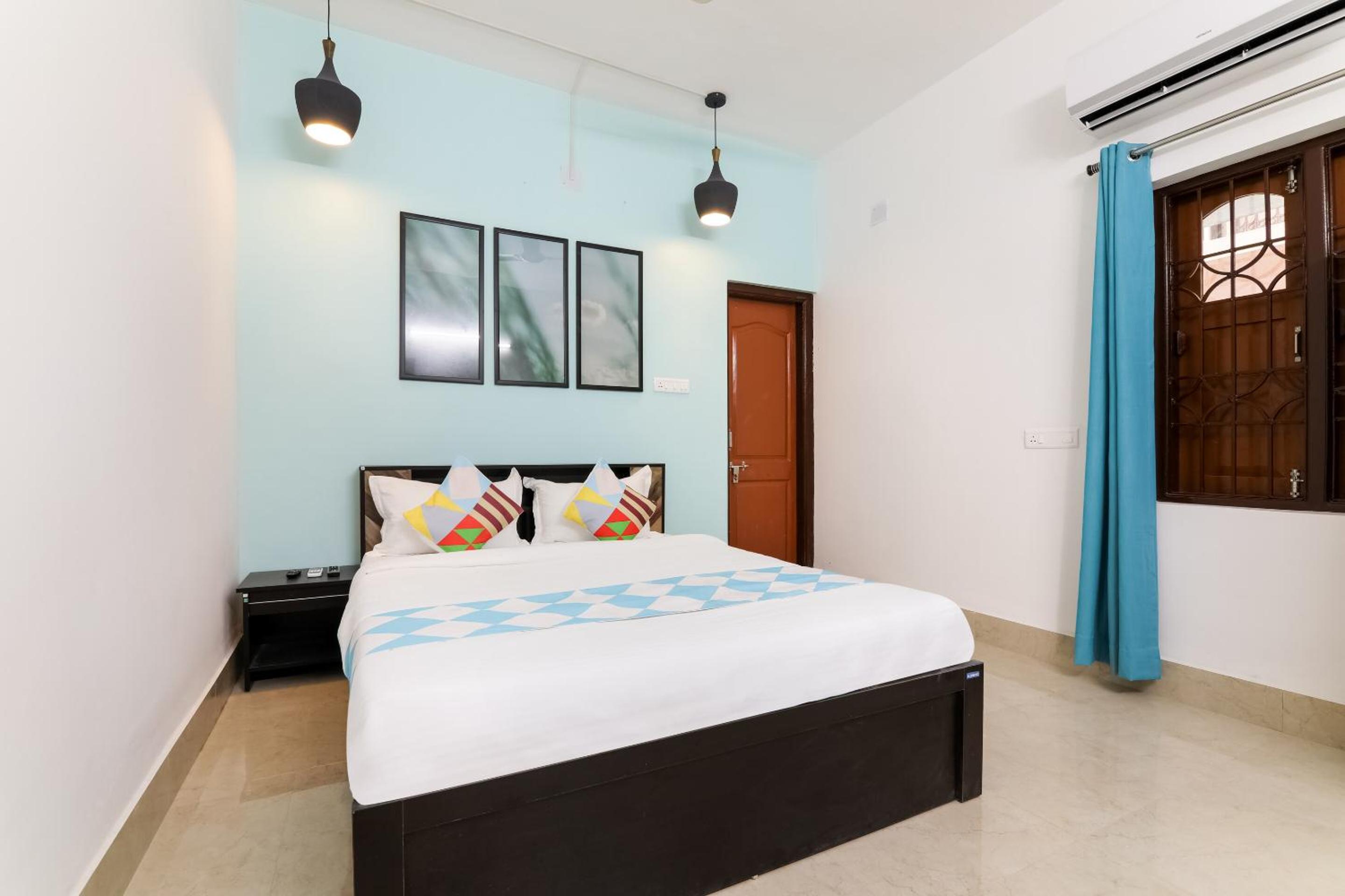 Standard Double Room photo 2