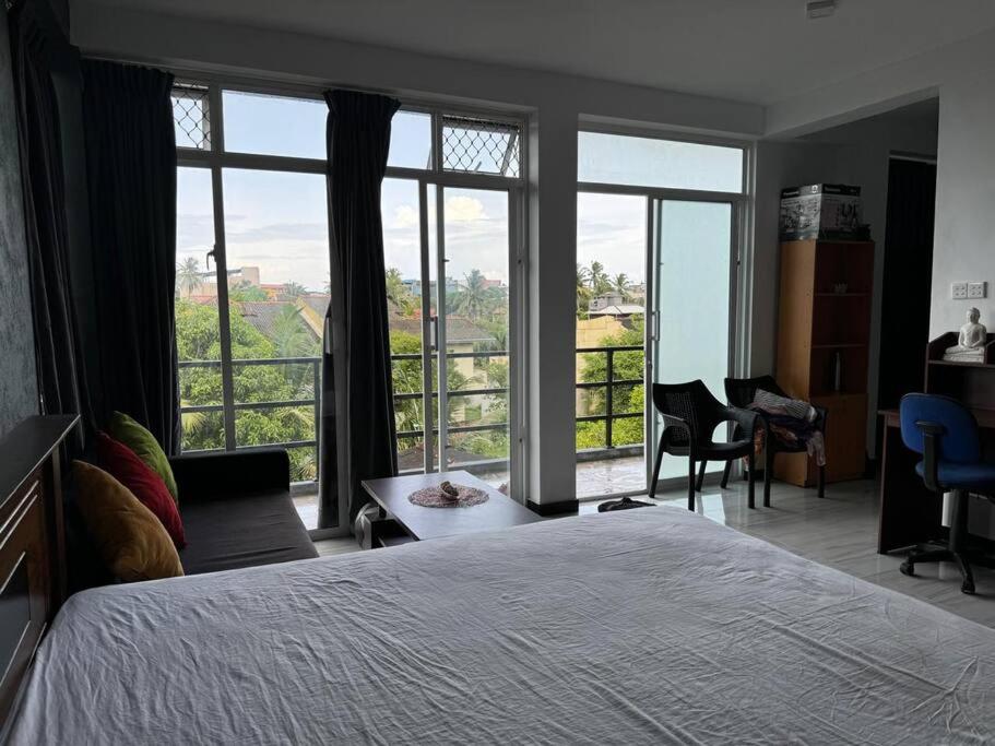 Studio with Balcony photo 1