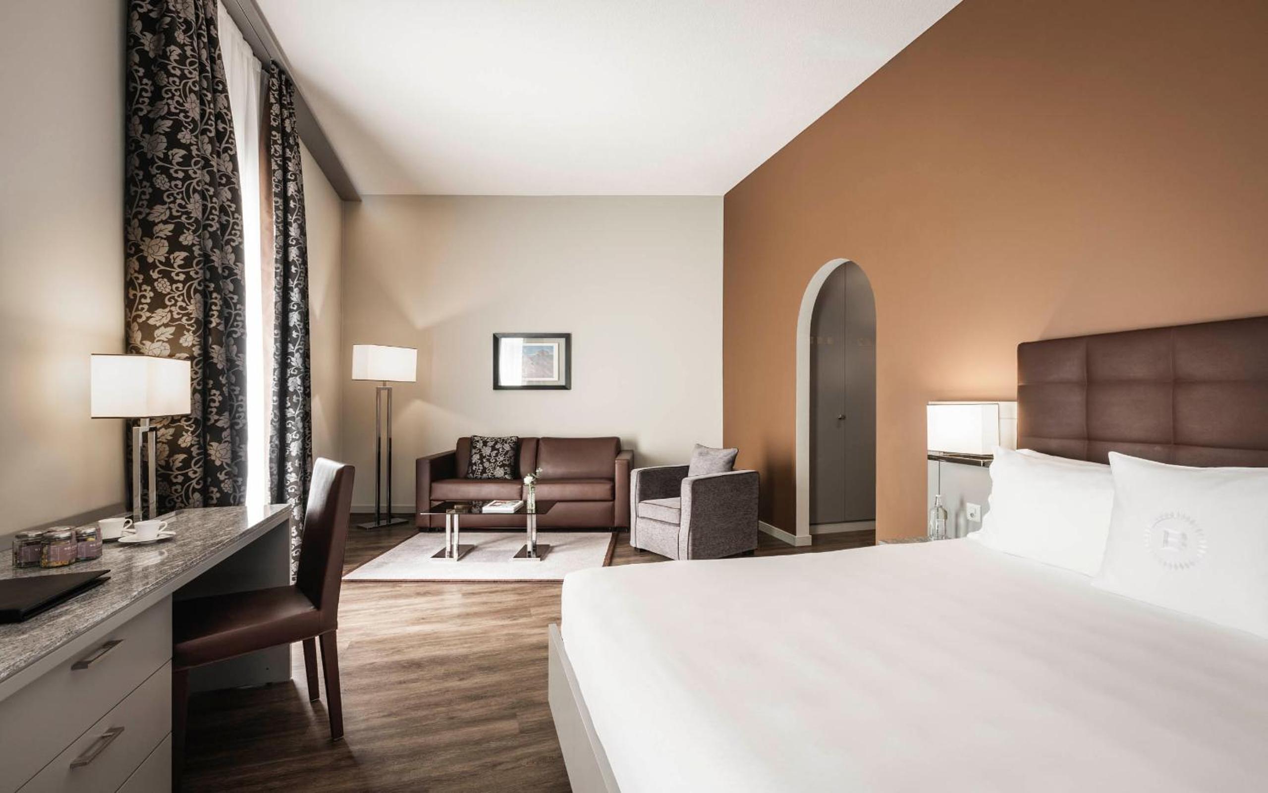 Junior Suite with Balcony and Lake View