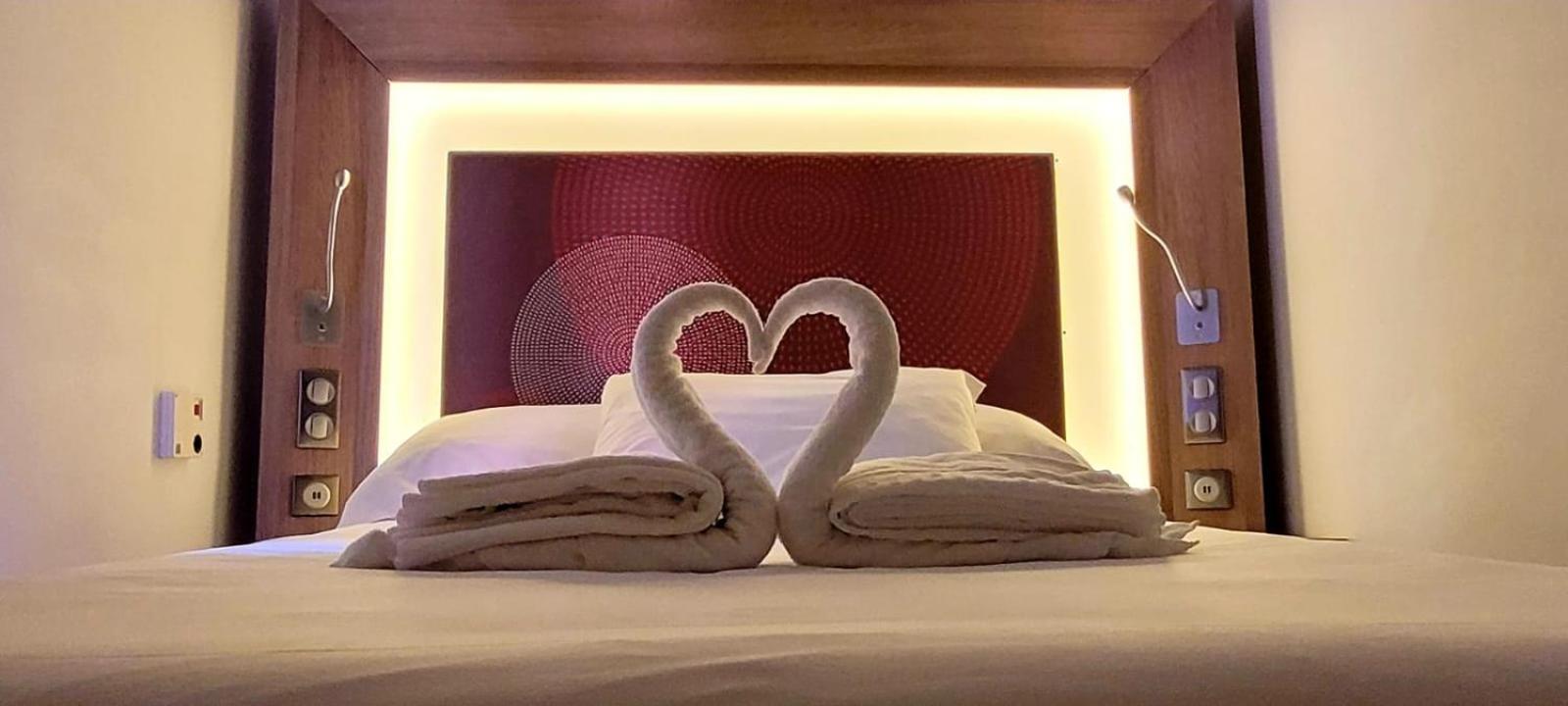 Double Room - Photo 3