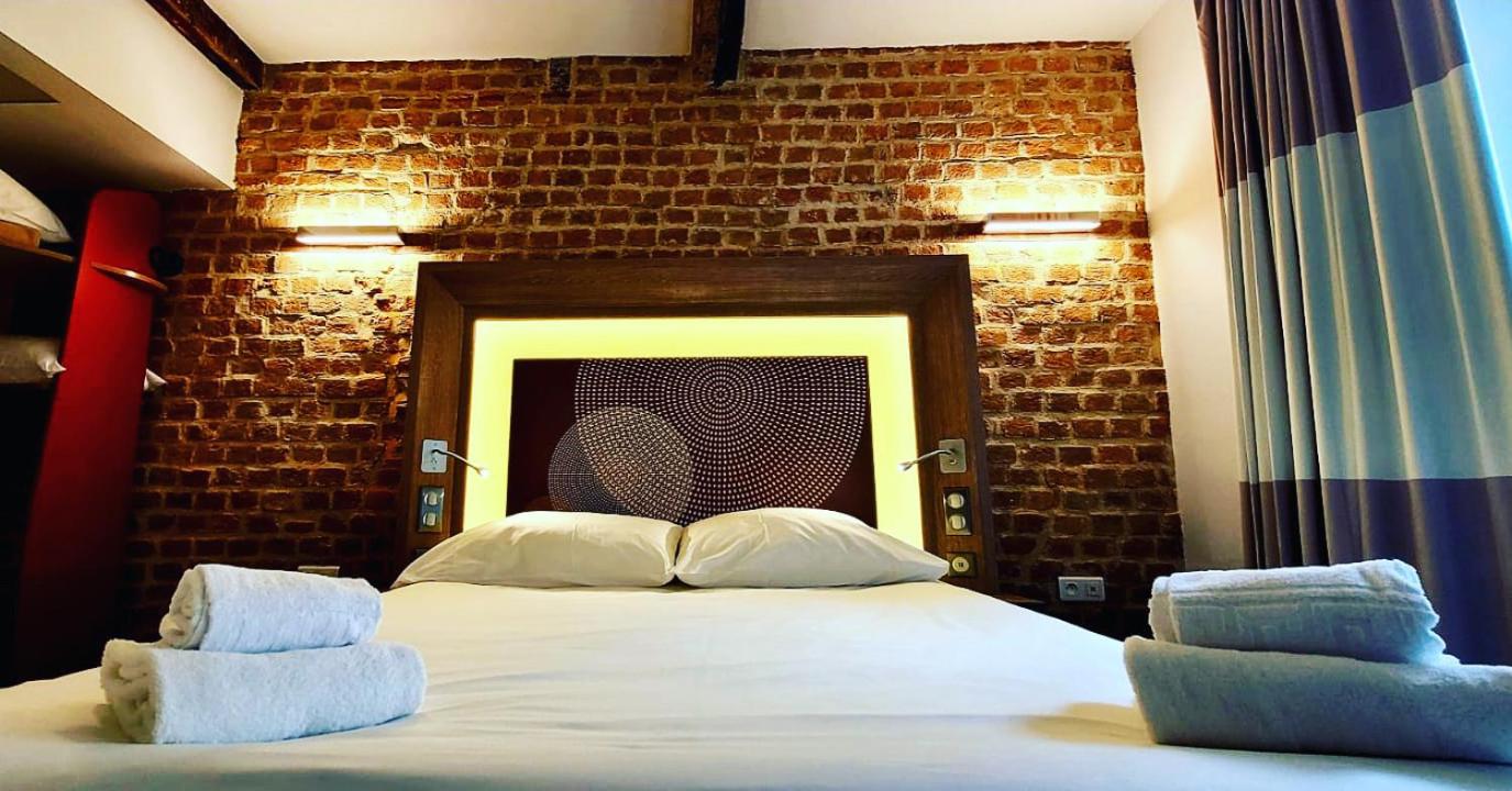 Double Room - Photo 2