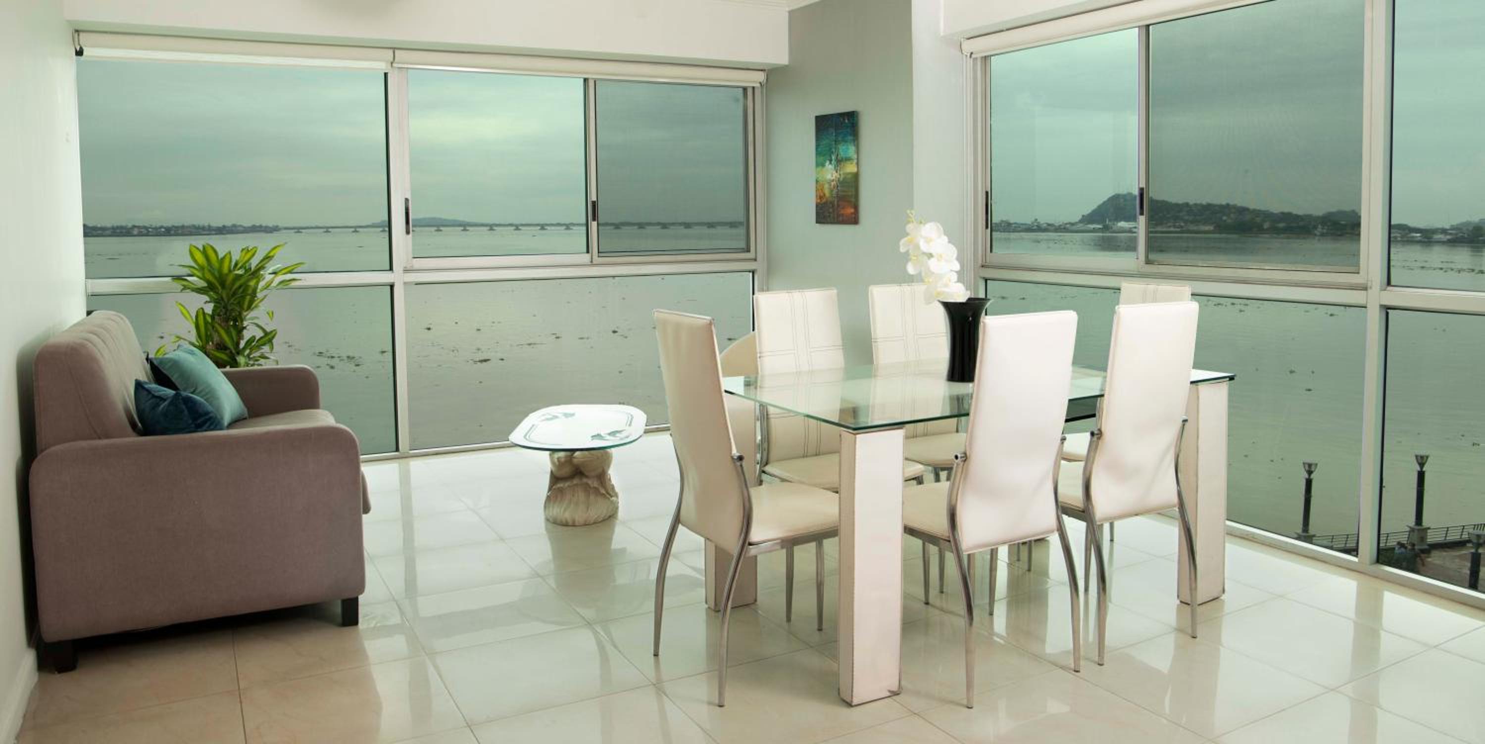 One-Bedroom Suite