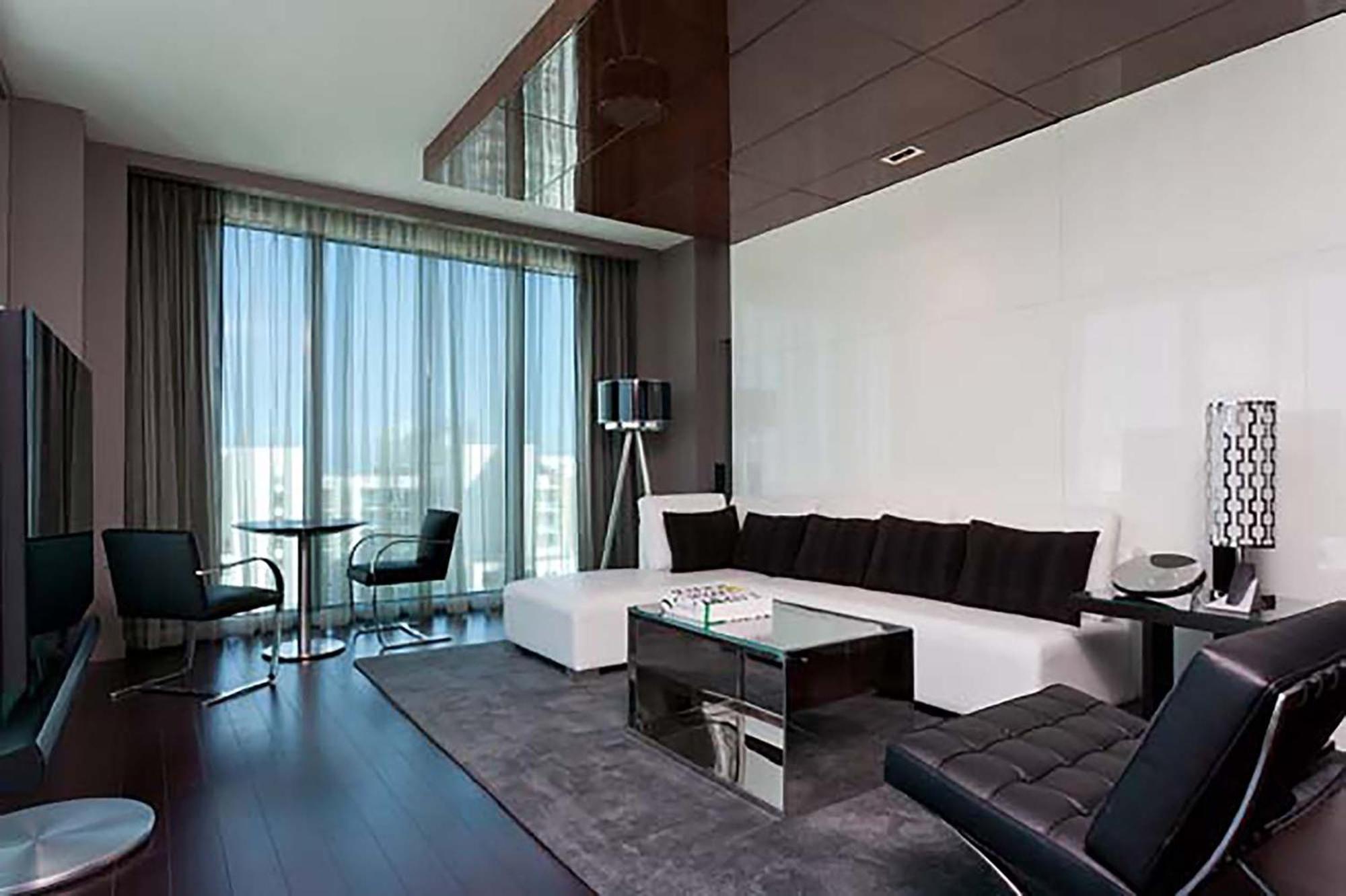 Warhol One-Bedroom King Suite