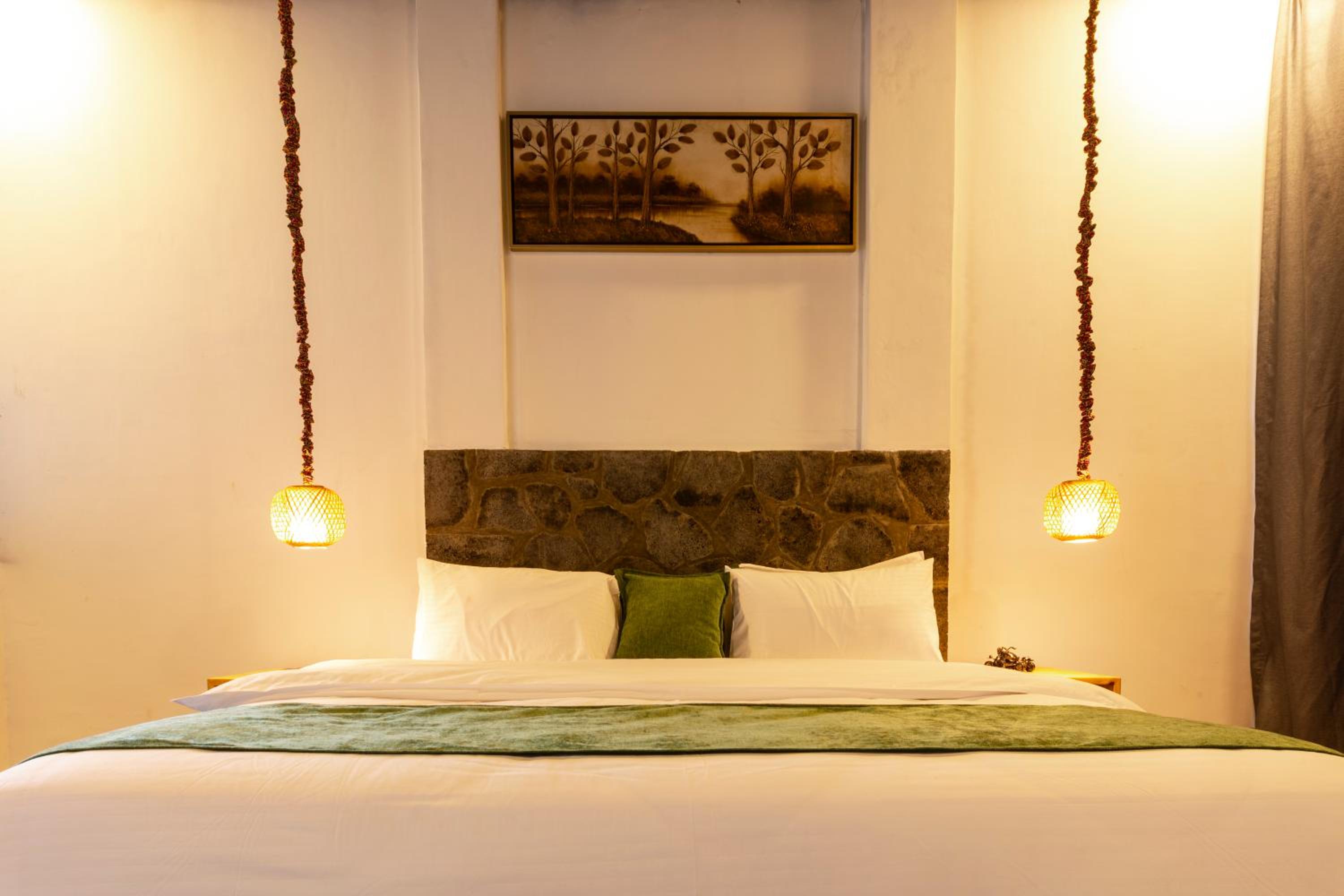 Double Room - Photo 2